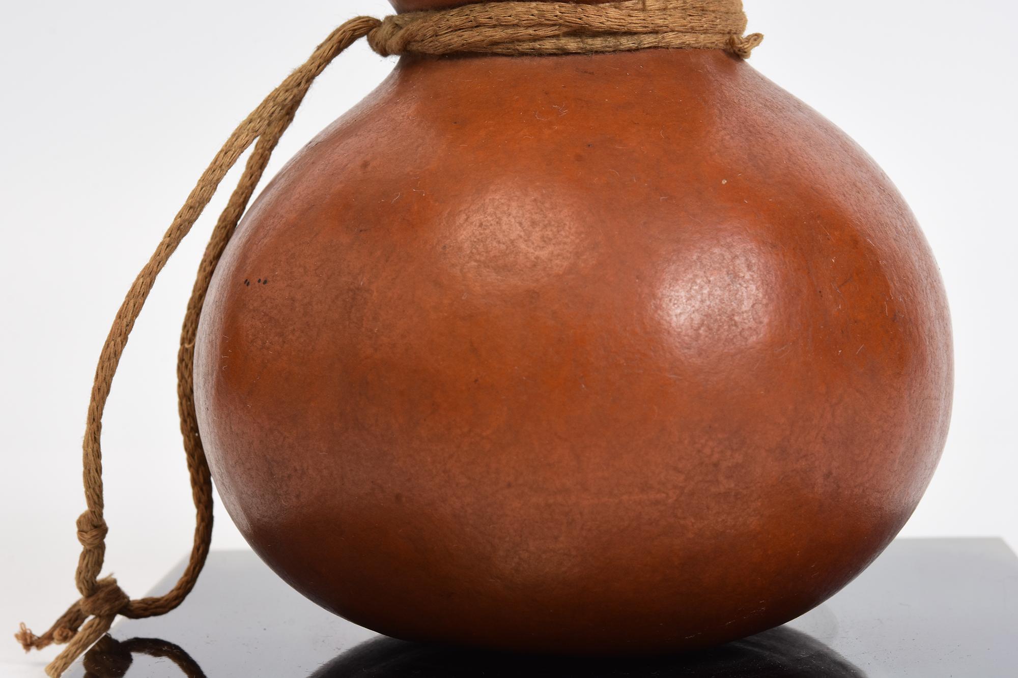 Ancienne gourde de vin/ Sake Samurai japonaise laquée Hyotan Calabash Flask Bon état à Sampantawong, TH