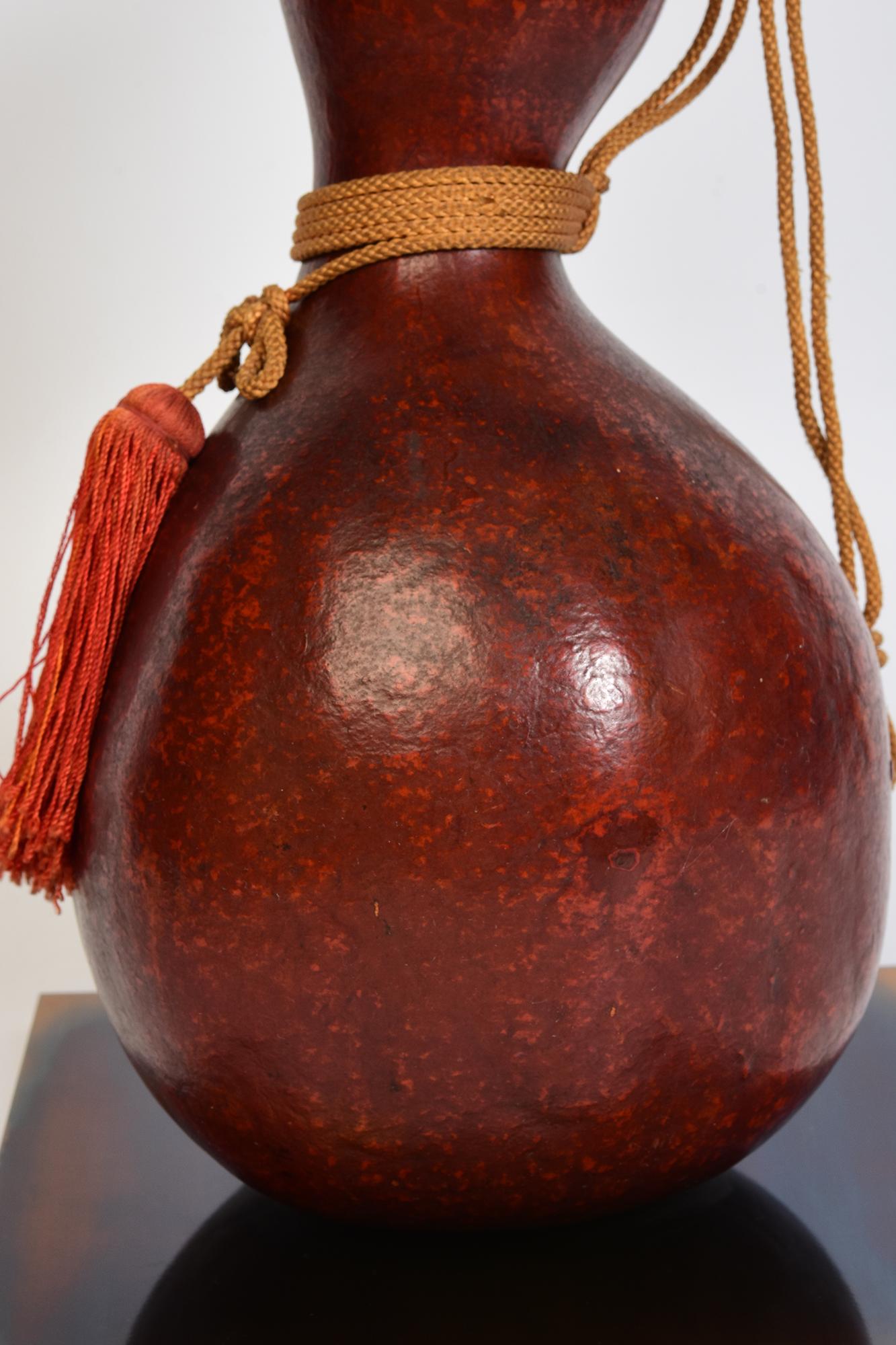 Fruitwood Japanese Antique Samurai Wine / Sake Gourd “Hyotan” Lacquered Calabash Flask For Sale