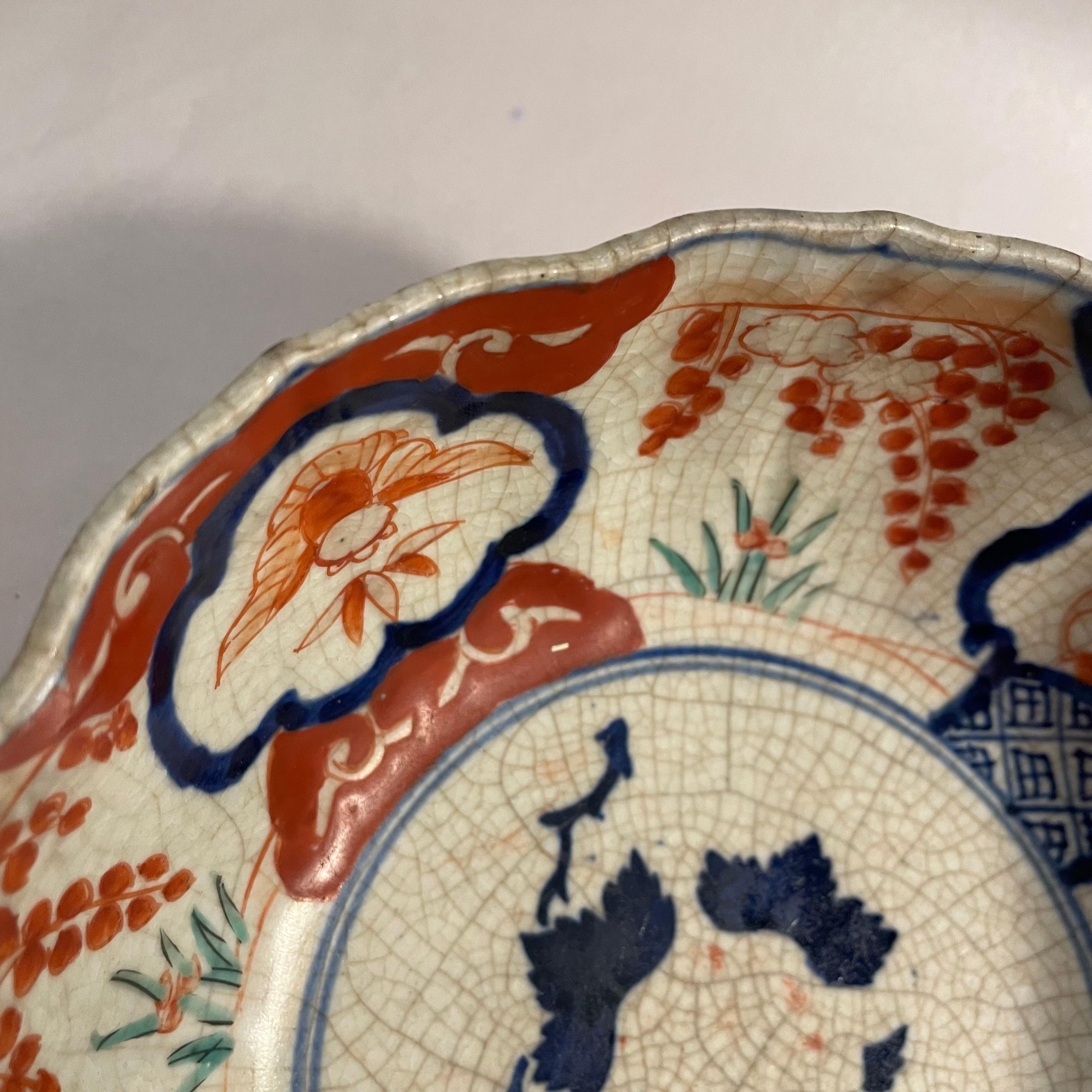 Porcellana Antica ciotola da portata giapponese 1800s periodo Edo Koimari ware AkaeKacho in vendita