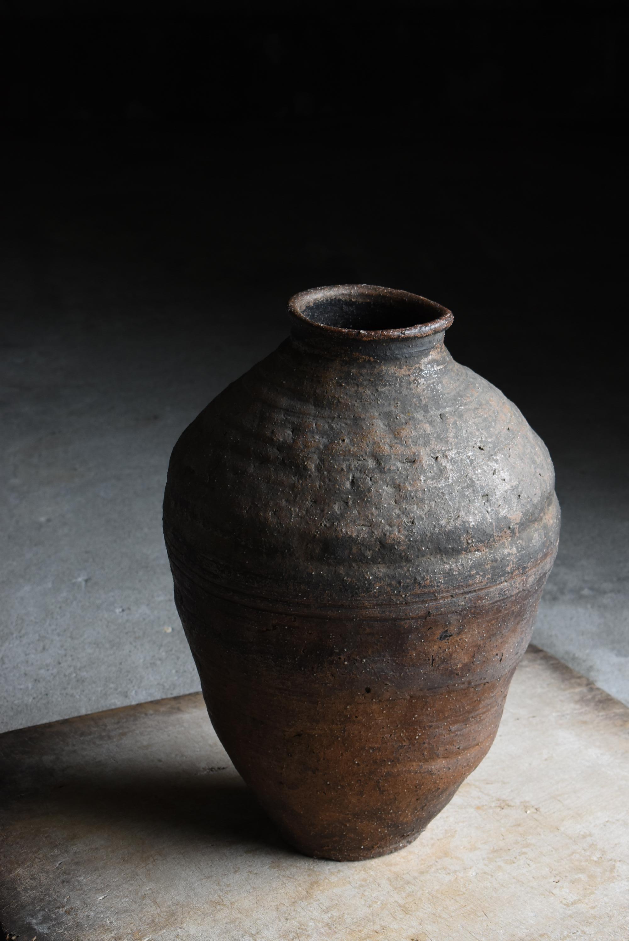 Giapponese Antico vaso giapponese Shigaraki Ware del 18° secolo / Vaso di ceramica Wabi Sabi in vendita