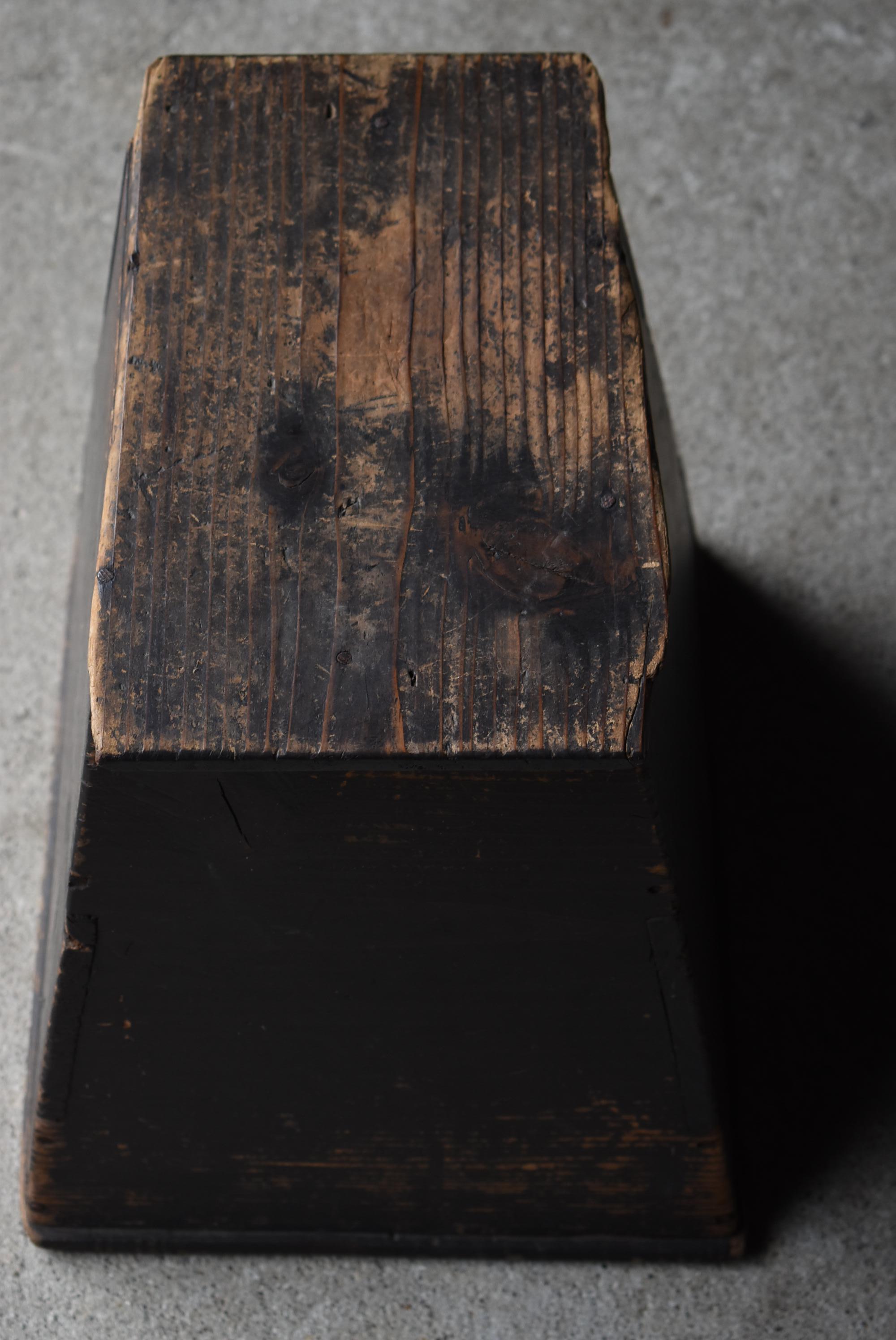 Japanese Antique Side Chair 1860s-1920s / Wood Stool Side Table Wabi Sabi 7