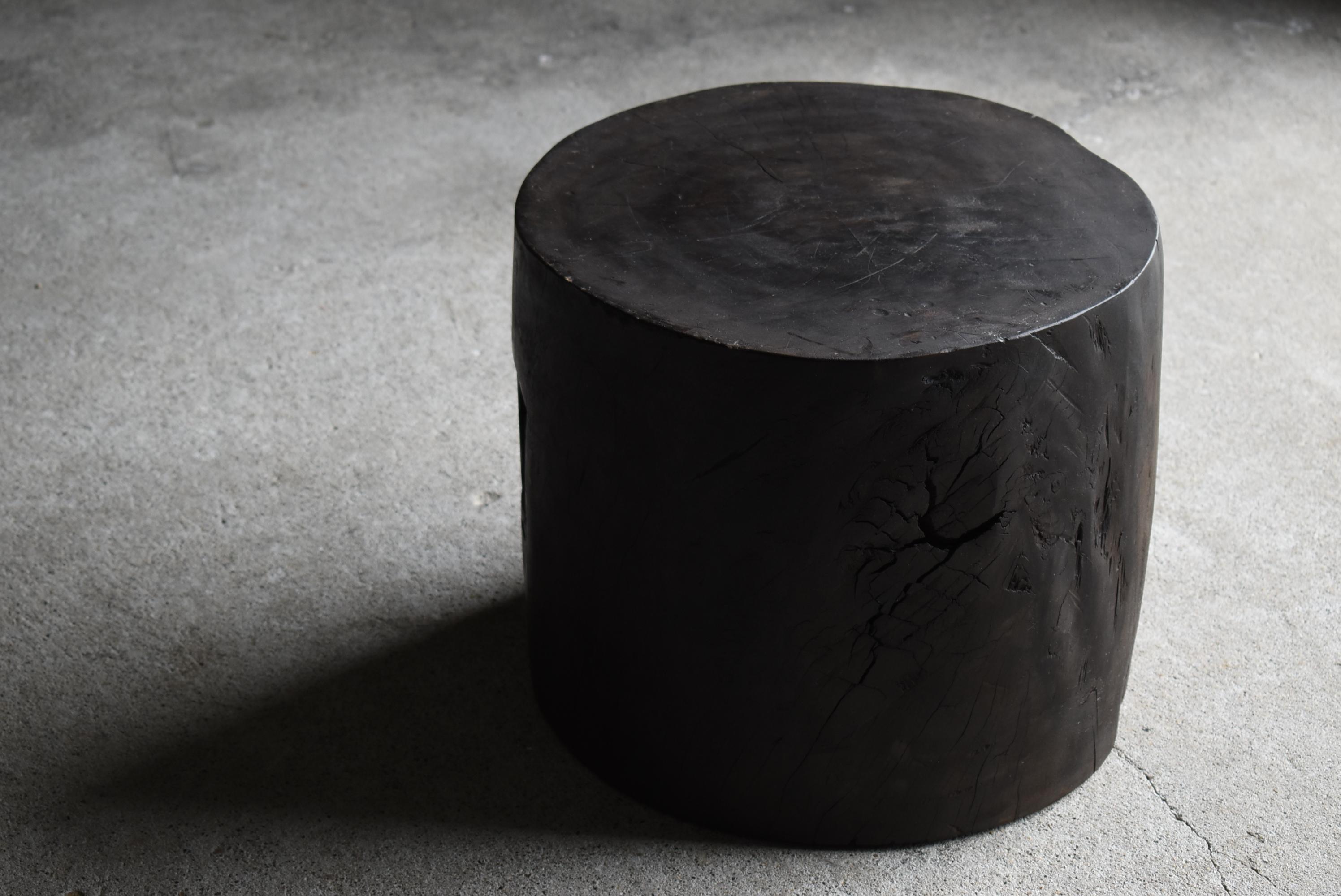 Silla auxiliar o expositor japonés antiguo 1900-1940 / Taburete Wabi Sabi Carpintería en venta