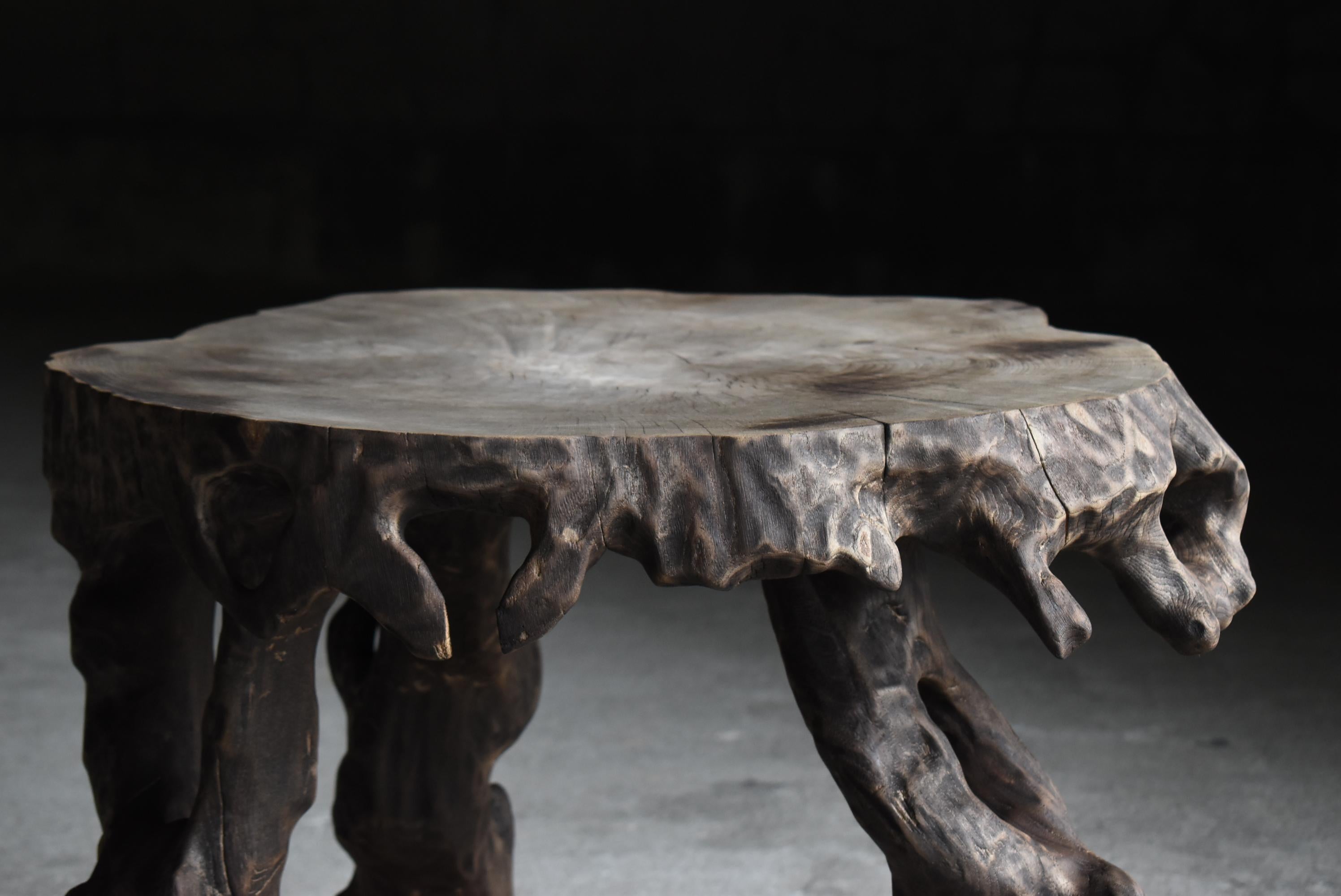 Japanese Antique Side Table Carved from a Single Block 1900s-1940s / Wabisabi For Sale 3