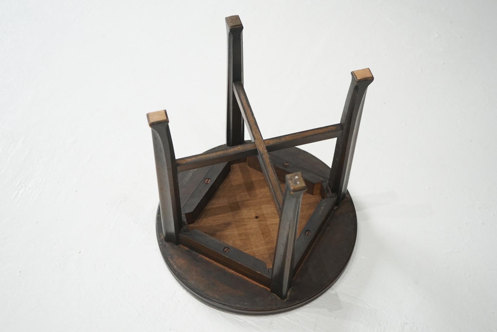 Japanischer antiker Beistelltisch Niedriger Tisch Wabi-Sabi im Angebot 3