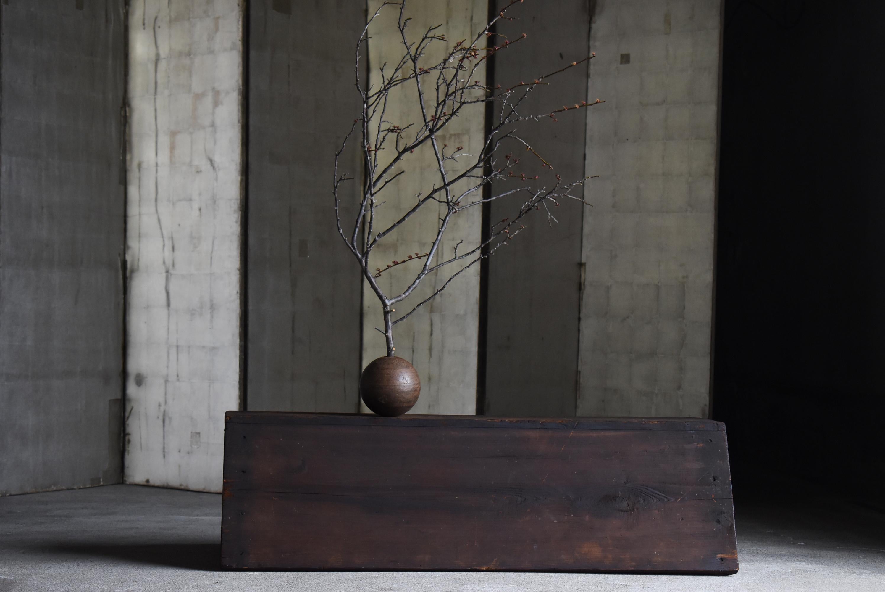 Japanese Antique Side Table or Bench 1860s-1920s / Display Stand Wabisabi For Sale 8