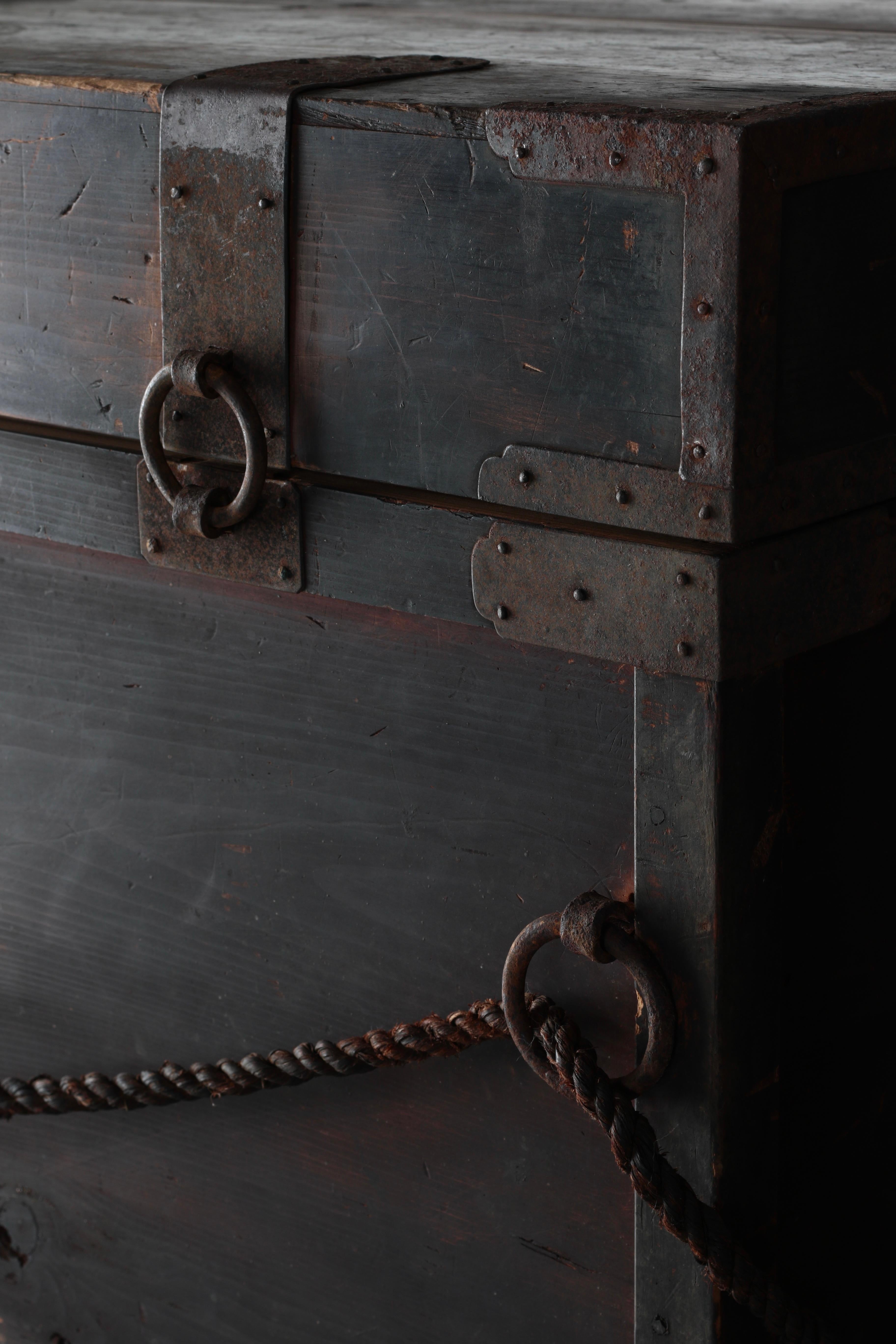 Japanese Antique Sideboard / Display Table Storage / 1868-1912s Wabi-sabi For Sale 8