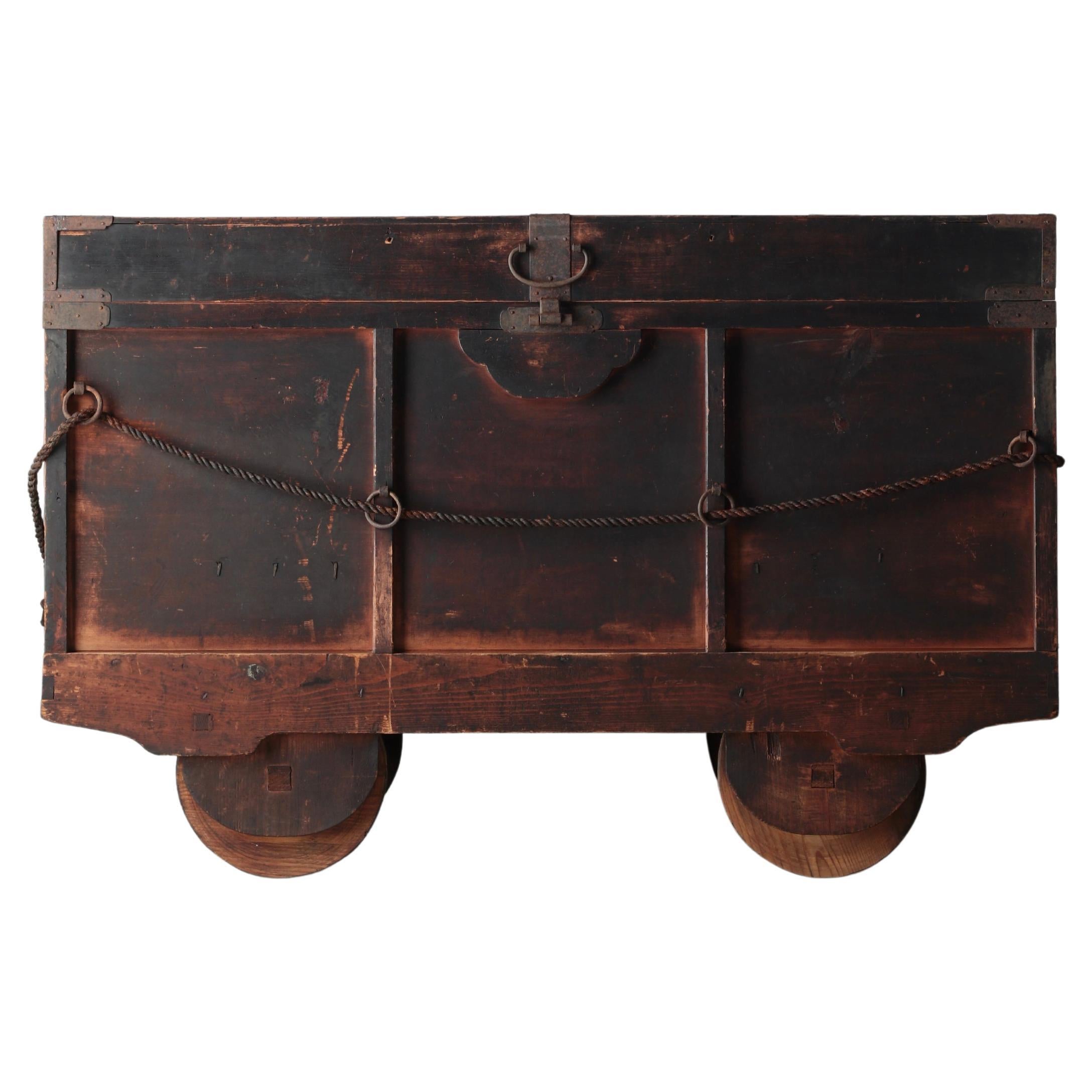 Japanese Antique Sideboard / Display Table Storage / 1868-1912s Wabi-sabi