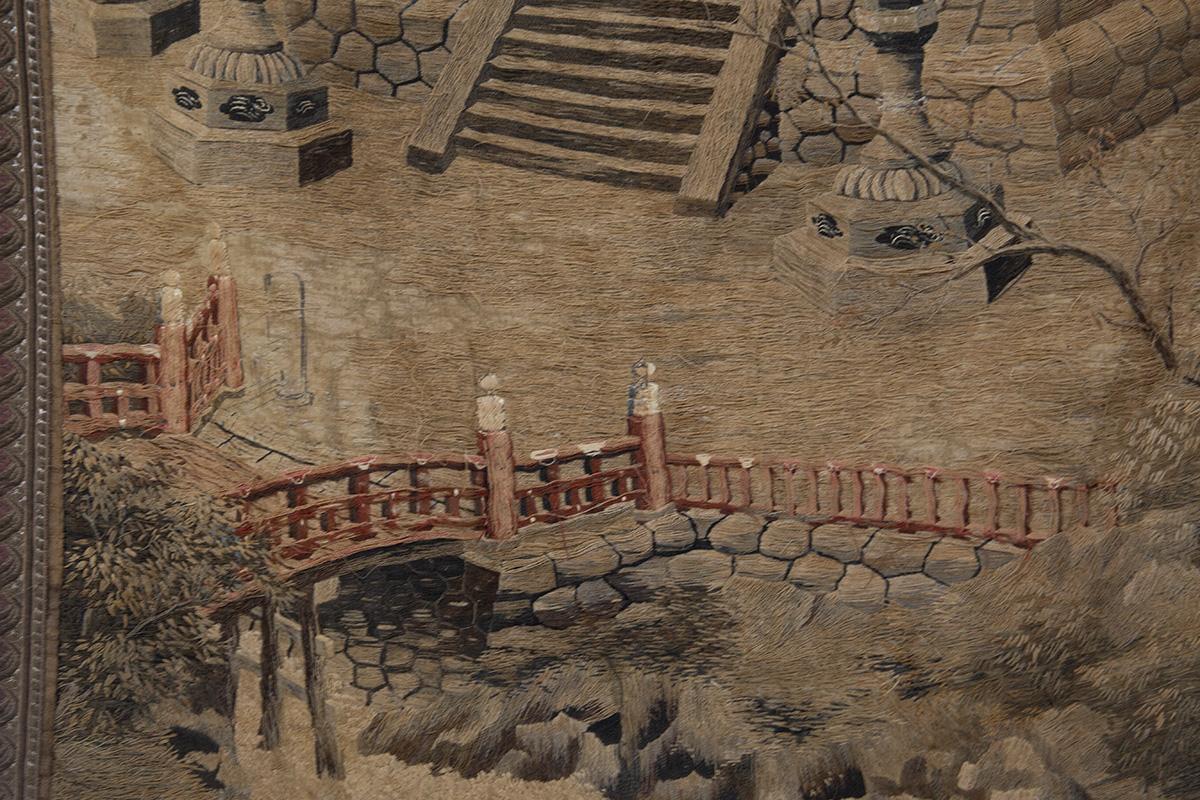 Antiker japanischer Wandteppich aus Seide und Baumwolle im Zustand „Gut“ im Angebot in Milano, IT