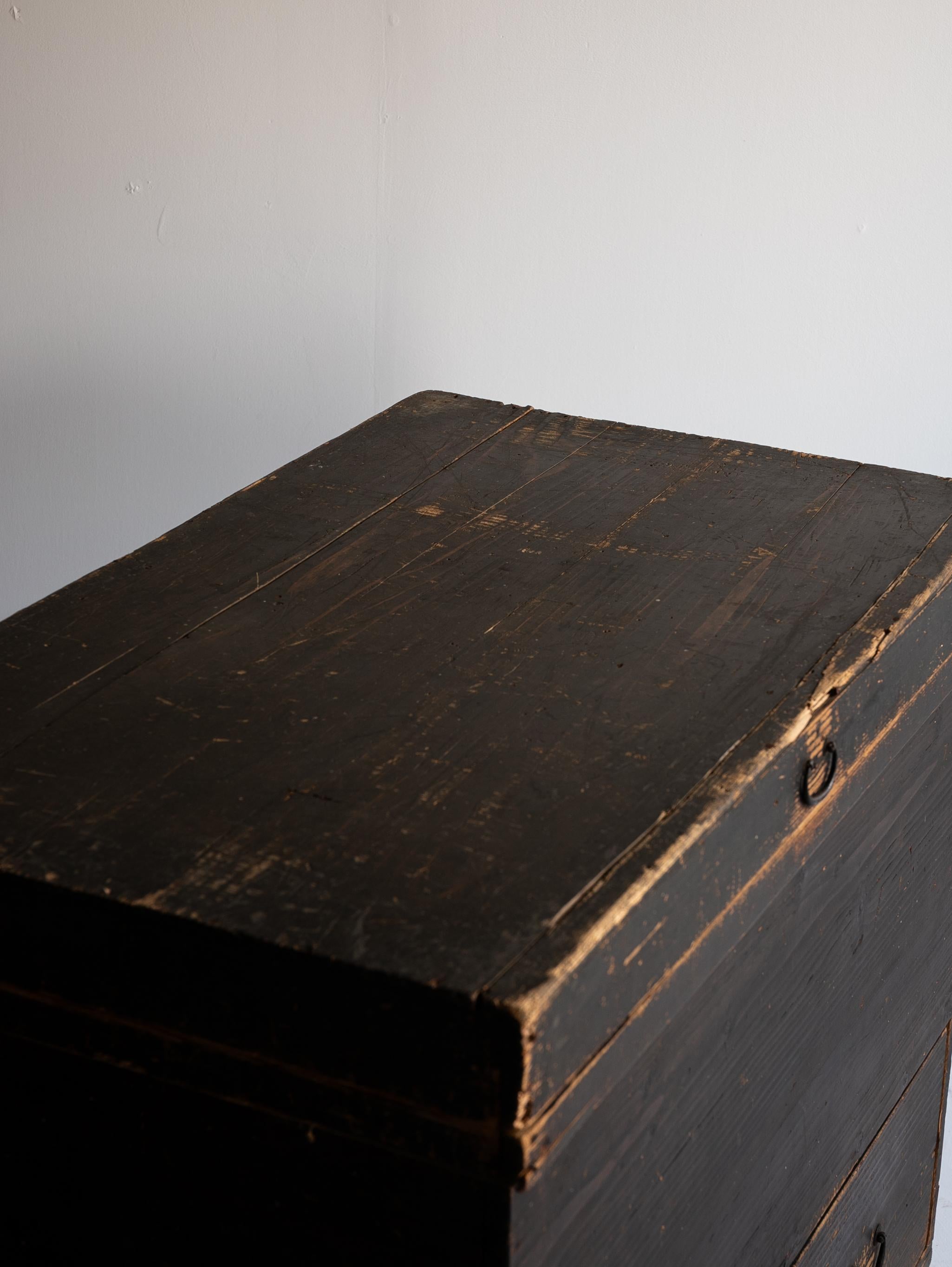 Woodwork Japanese Antique Simplicity Box 1860s-1920s / Tansu Sideboard Wabisabi For Sale