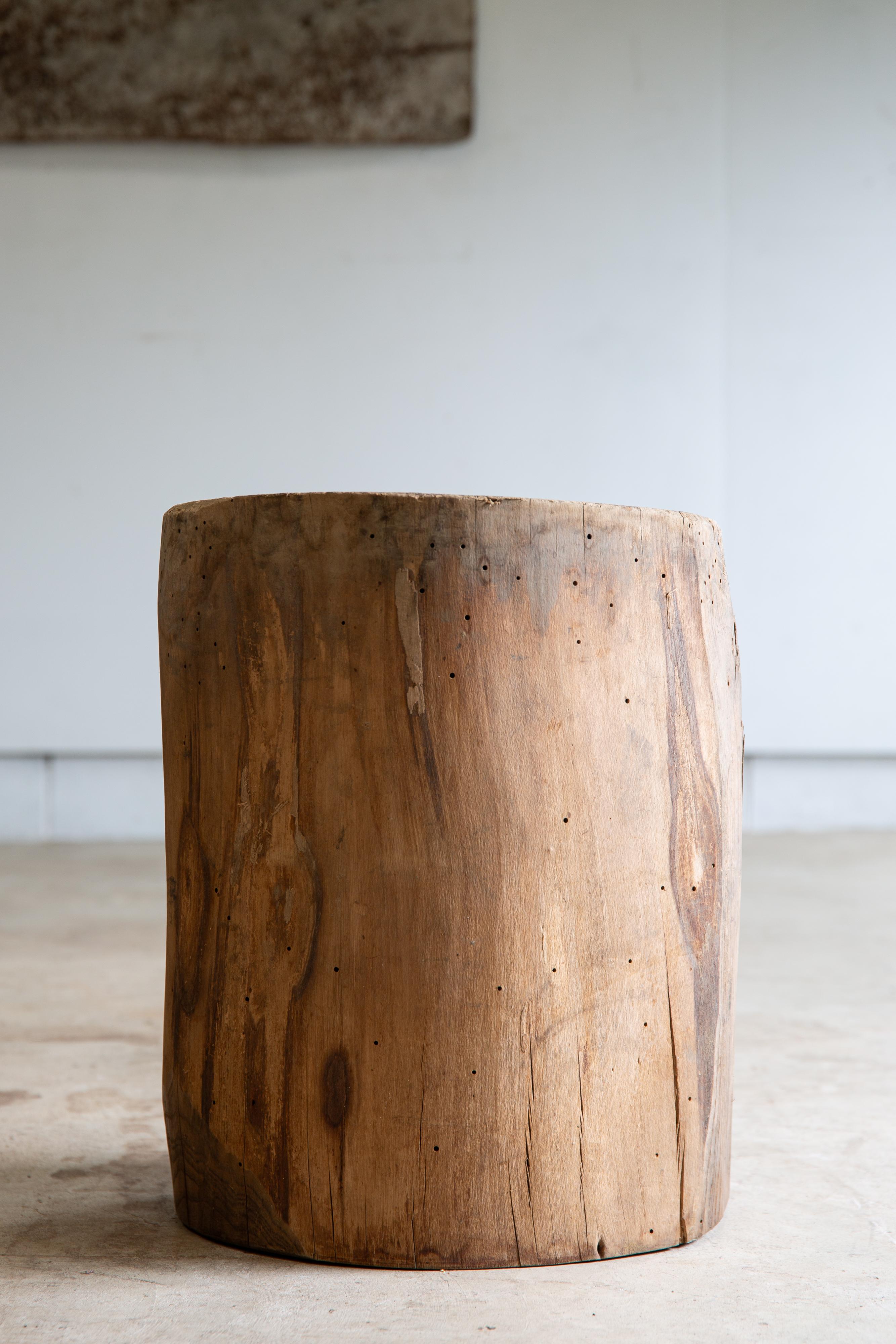 Japanese antique slim wooden mortar. side table / coffee table wabi sabi organic For Sale 4