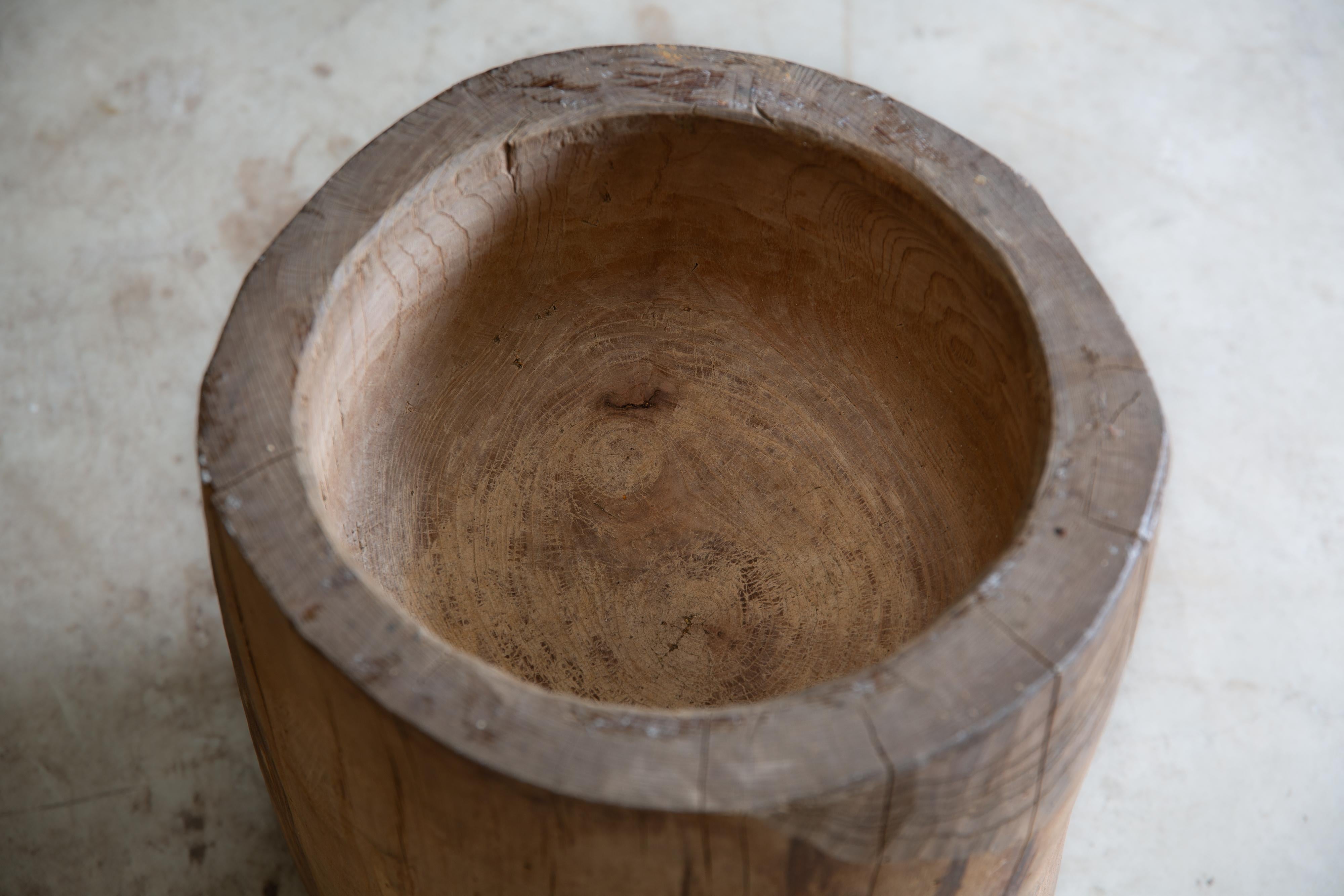 Japanese antique slim wooden mortar. side table / coffee table wabi sabi organic For Sale 9