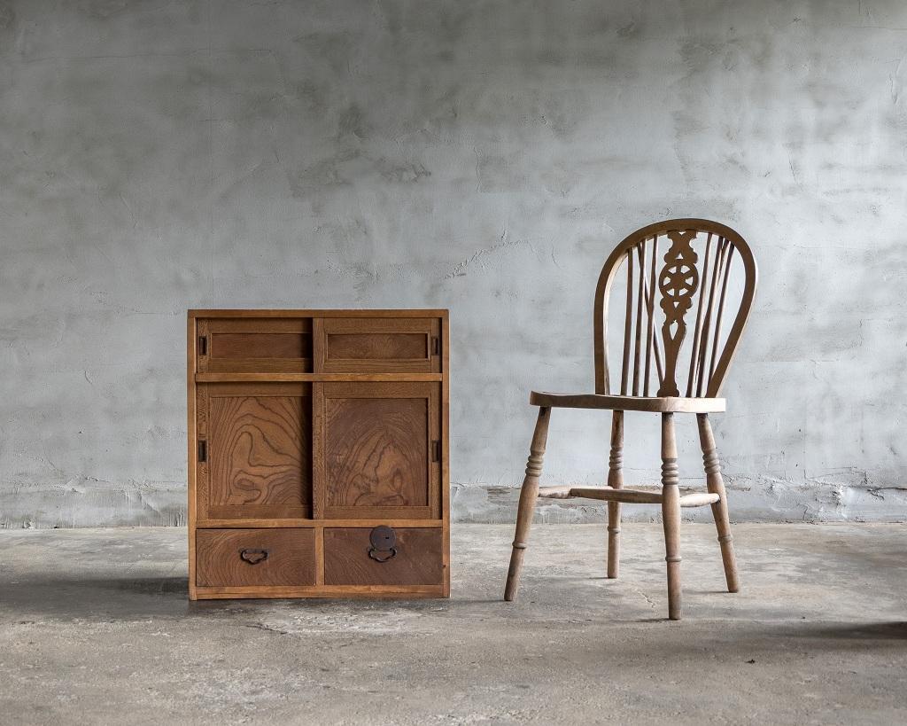 Piccolo mobile antico giapponese con porta di legno, epoca Taisho'1912-1926'Wabi Sabi in vendita 12