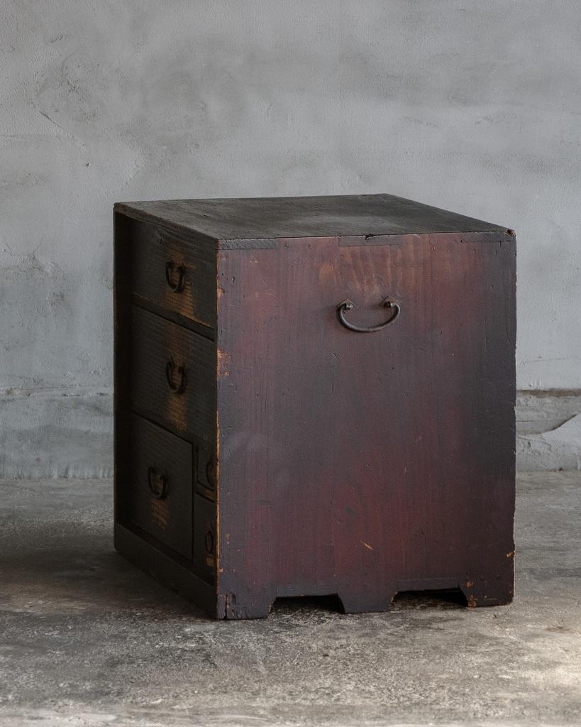 Cassettone antico giapponese, epoca Edo (Tenpō 1830-1844), Wabi-Sabi in vendita 8