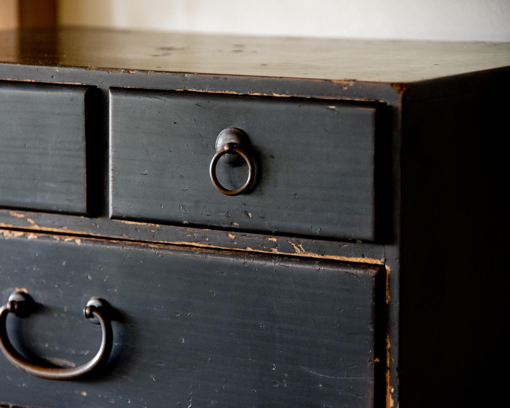 Japanese Antique Small Chest of Drawers, Keio Era (Edo Period, 1867), Wabi Sabi For Sale 3