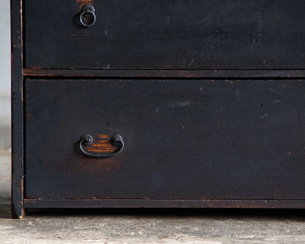 Petite commode ancienne japonaise, ère Meiji '1868-1912', Wabi Sabi en vente 5