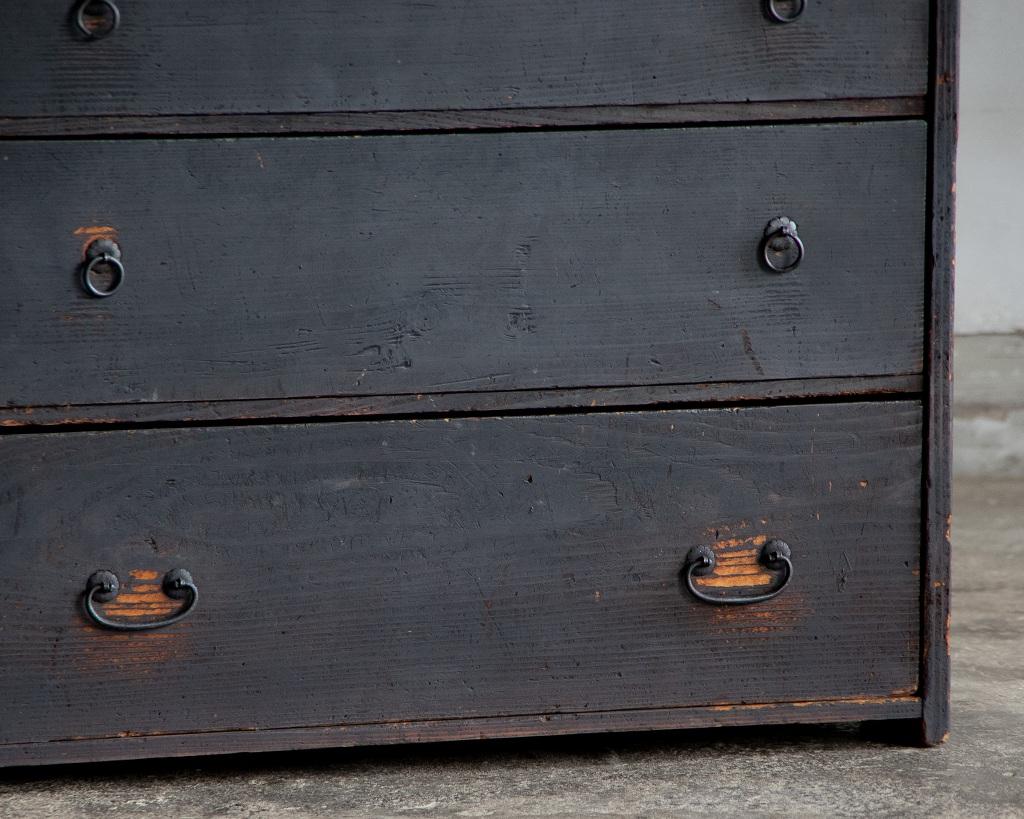 Petite commode ancienne japonaise, ère Meiji '1868-1912', Wabi Sabi en vente 6
