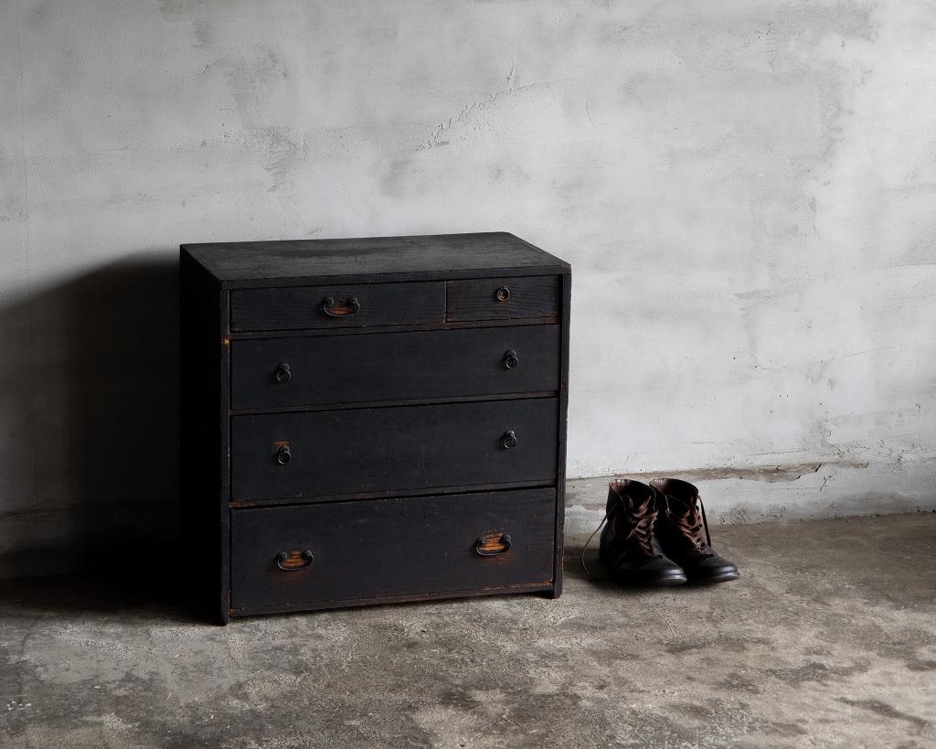 Petite commode ancienne japonaise, ère Meiji '1868-1912', Wabi Sabi en vente 13