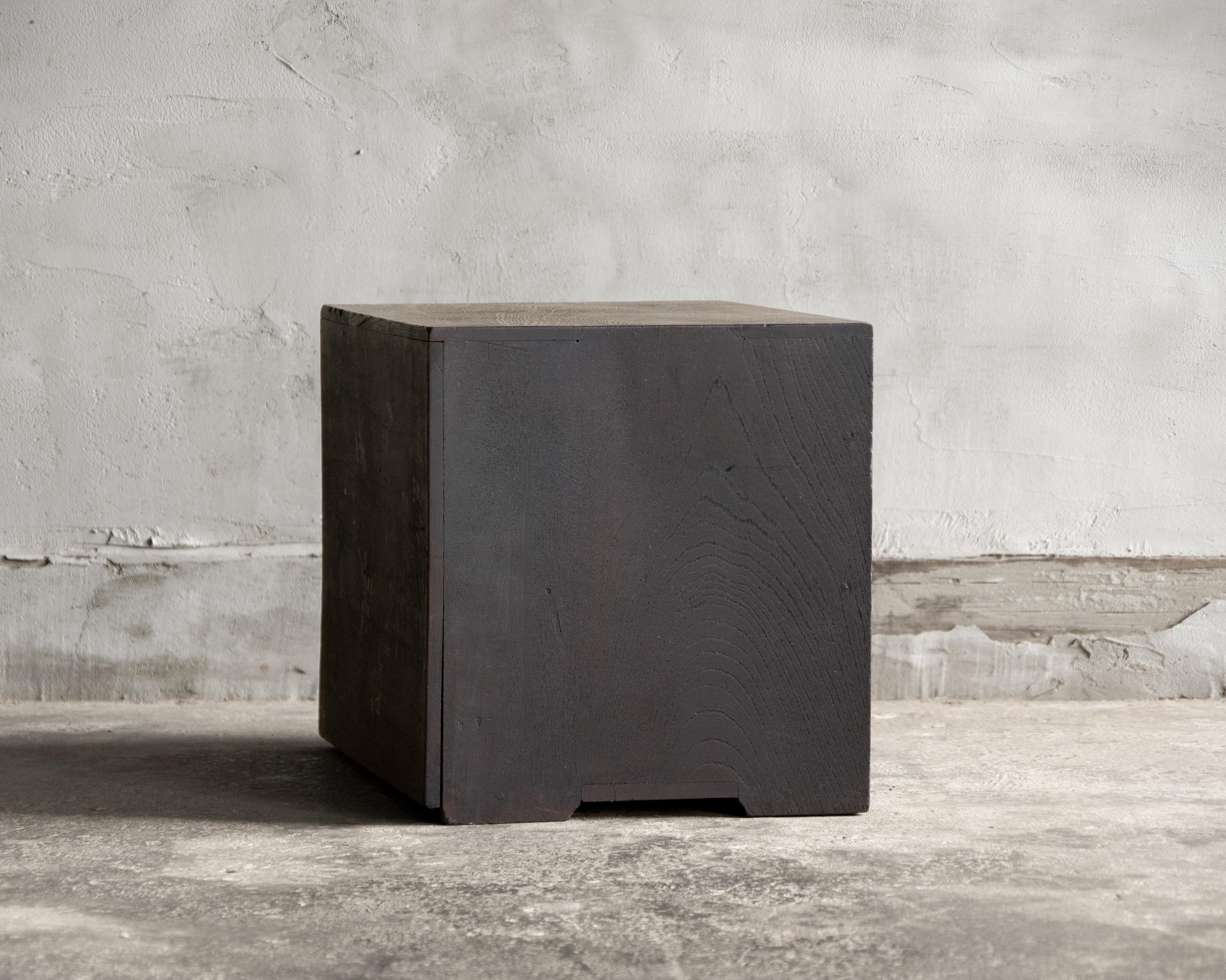 Giapponese Cassettone antico giapponese, epoca Meiji (1868-1912), Wabi Sabi in vendita