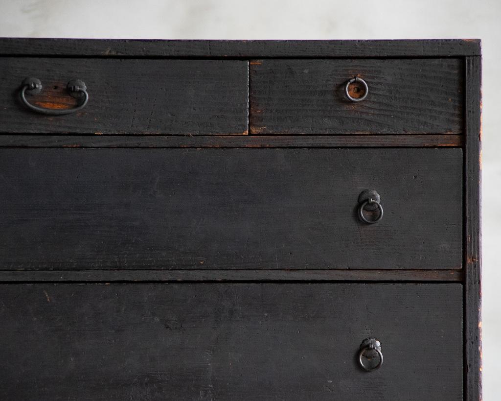 Petite commode ancienne japonaise, ère Meiji '1868-1912', Wabi Sabi en vente 4