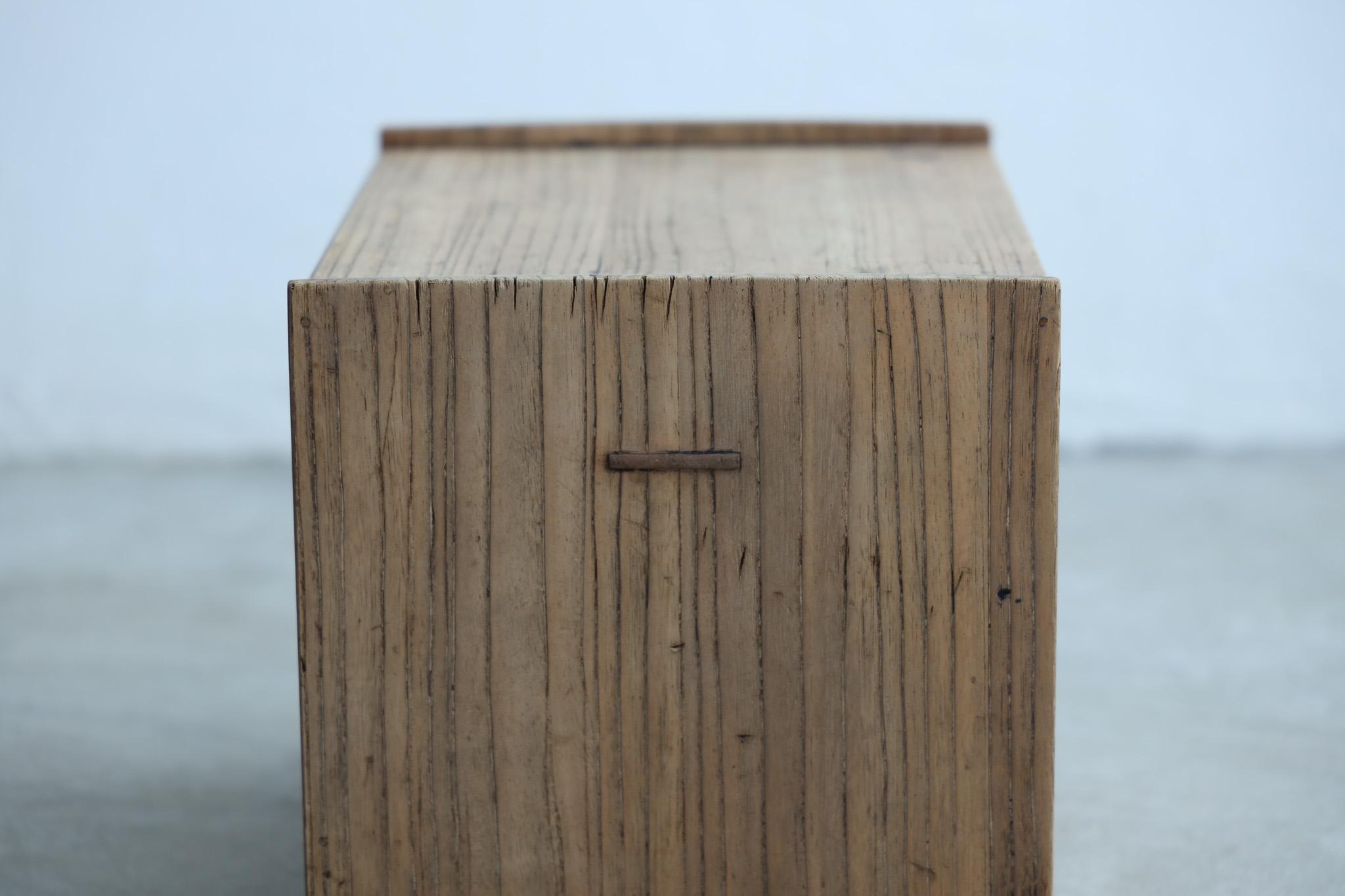 Japanische antike kleine Kommoden, Tansu, Wabi-Sabi im Angebot 7
