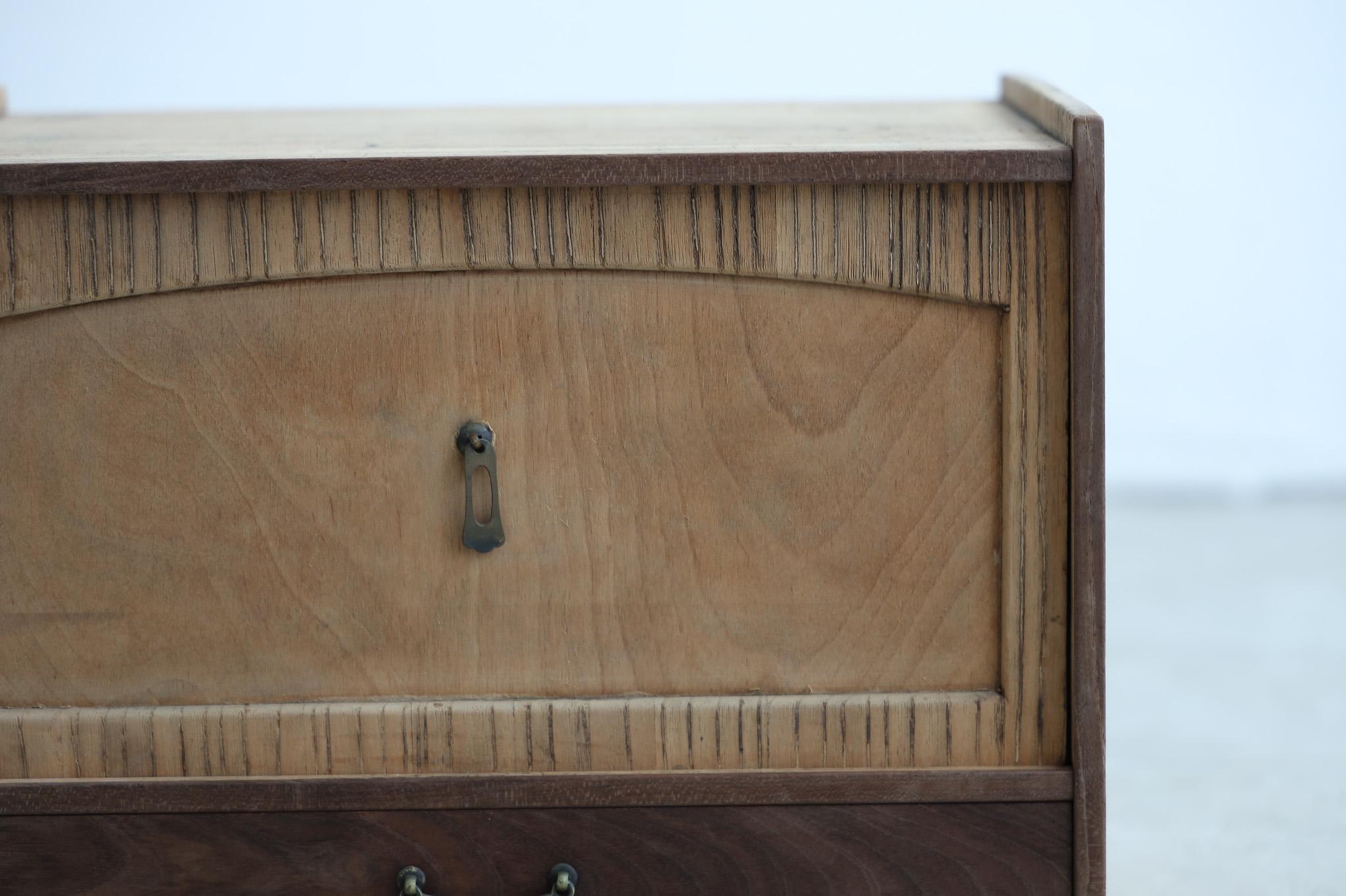 Japanische antike kleine Kommoden, Tansu, Wabi-Sabi (20. Jahrhundert) im Angebot