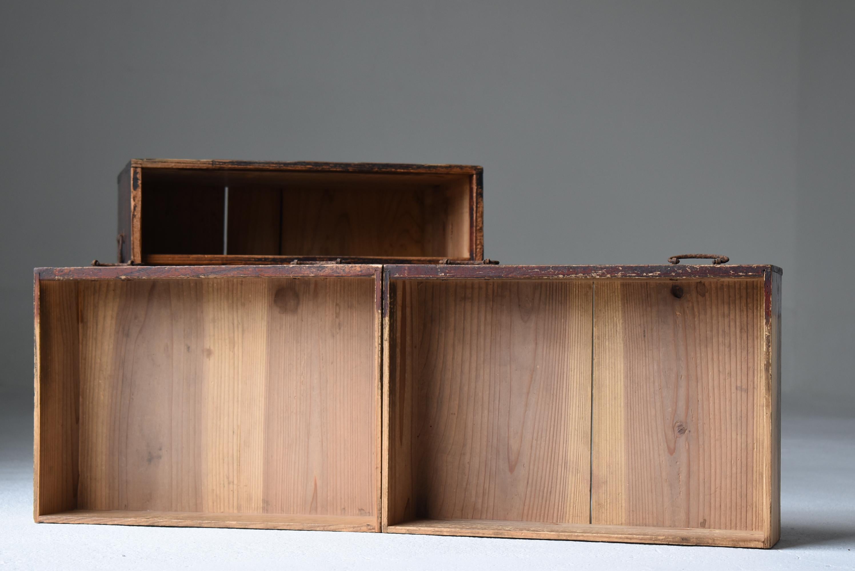 Japanese Antique Small Drawer 1860s-1900s / Tansu Nightstand Wabi Sabi For Sale 2