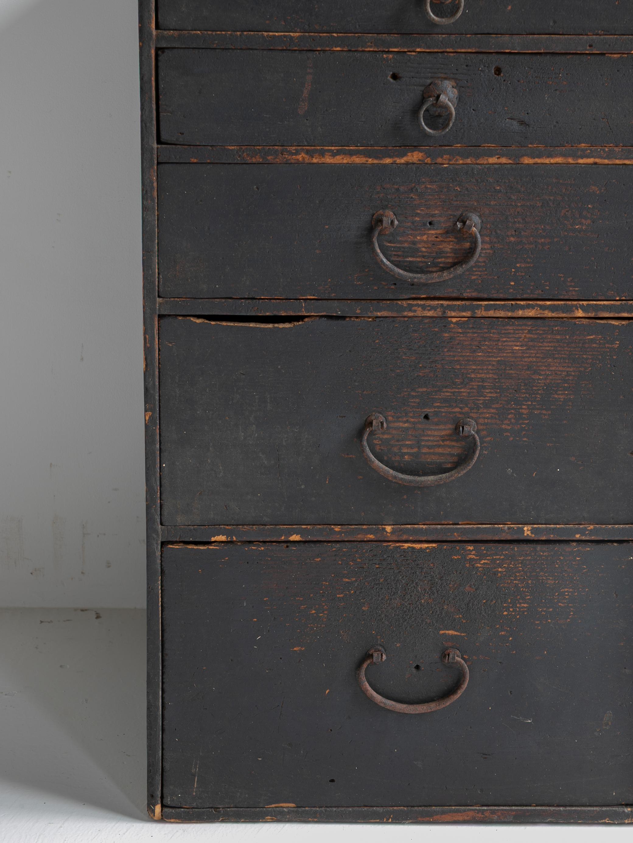 Japanese Antique Small Drawer 1860s-1920s Meiji period /  Tansu / Wabisabi / For Sale 2