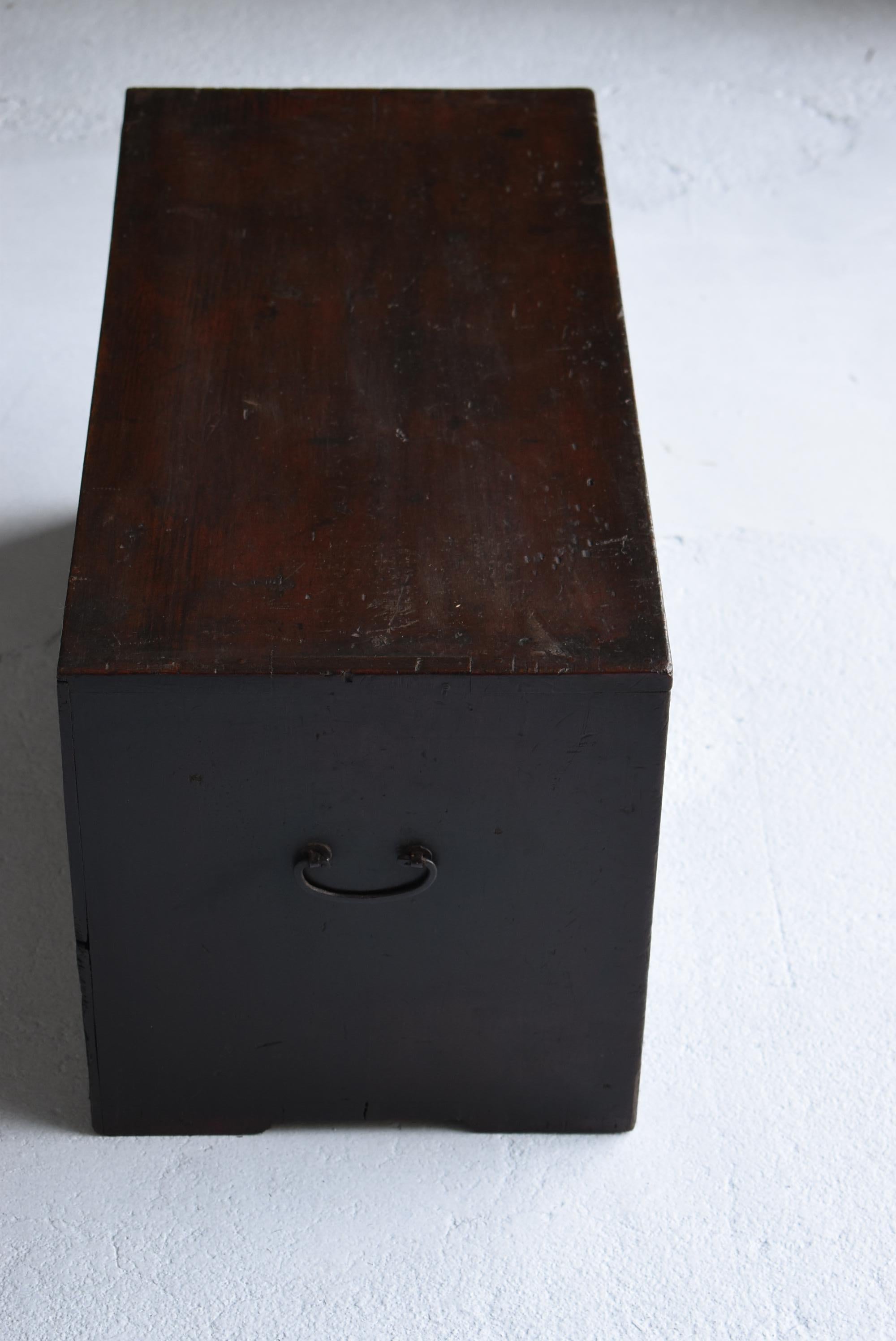 Cajonera japonesa antigua 1860-1920 / Tansu Mesilla de noche Wabisabi en venta 5