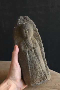 Pequeño Buda de piedra Jizo japonés antiguo / 1700-1850 / Período Edo /Objeto de jardín