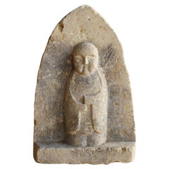 Japanischer antiker kleiner Jizo-Stein-Buddha aus Japan/18.-19. Jahrhundert/Edo-Periode