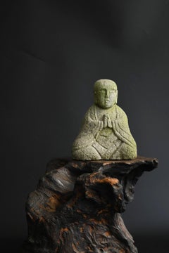 Petit bouddha japonais antique en pierre / 1850-1920 / Statue de bouddha en pierre