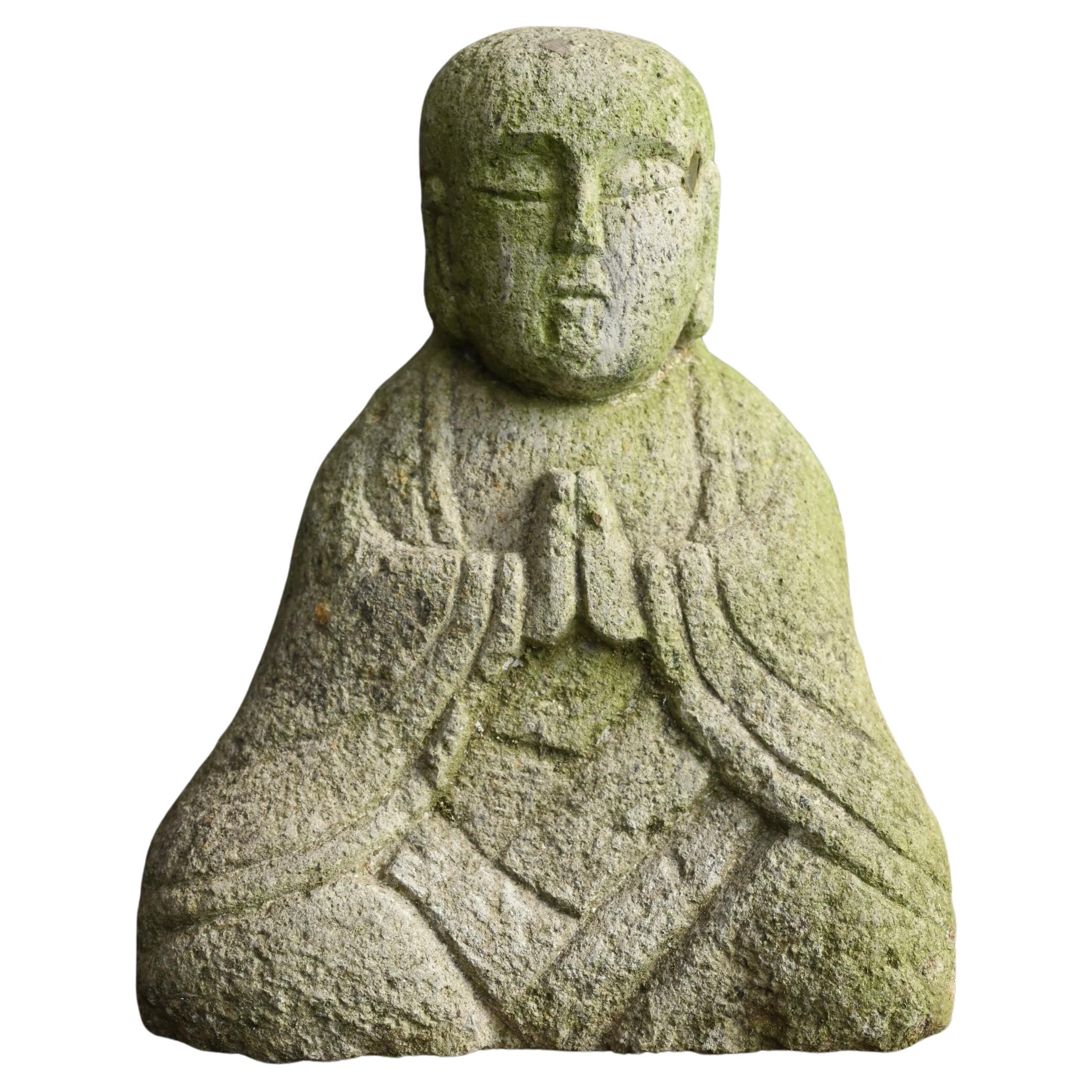 Petit bouddha japonais antique en pierre / 1850-1920 / Statue de bouddha en pierre