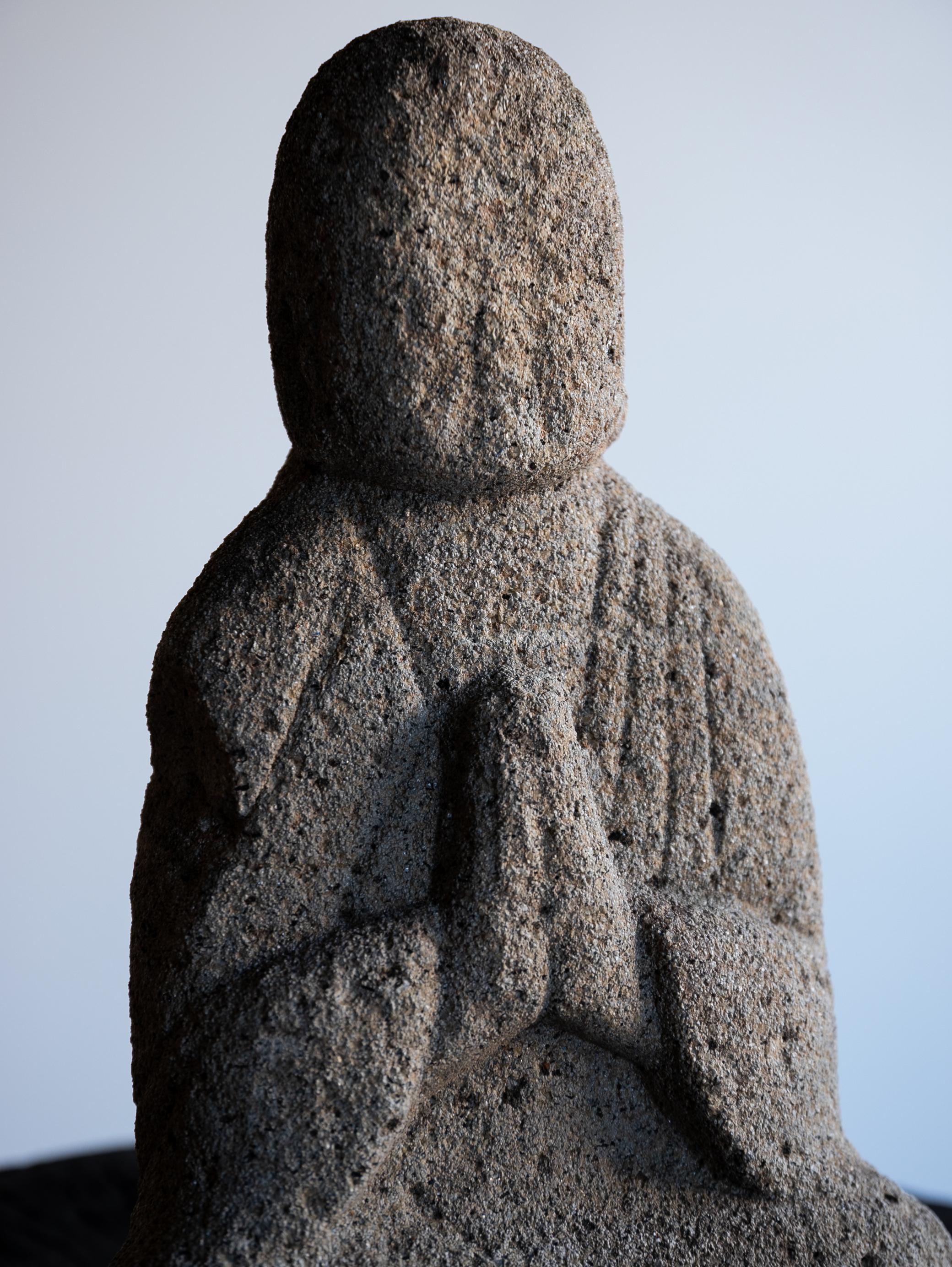 Japanese Antique small Stone Buddha/Jizo Bodhisattva/ Edo /1750-1868/ Wabi sabi For Sale 5