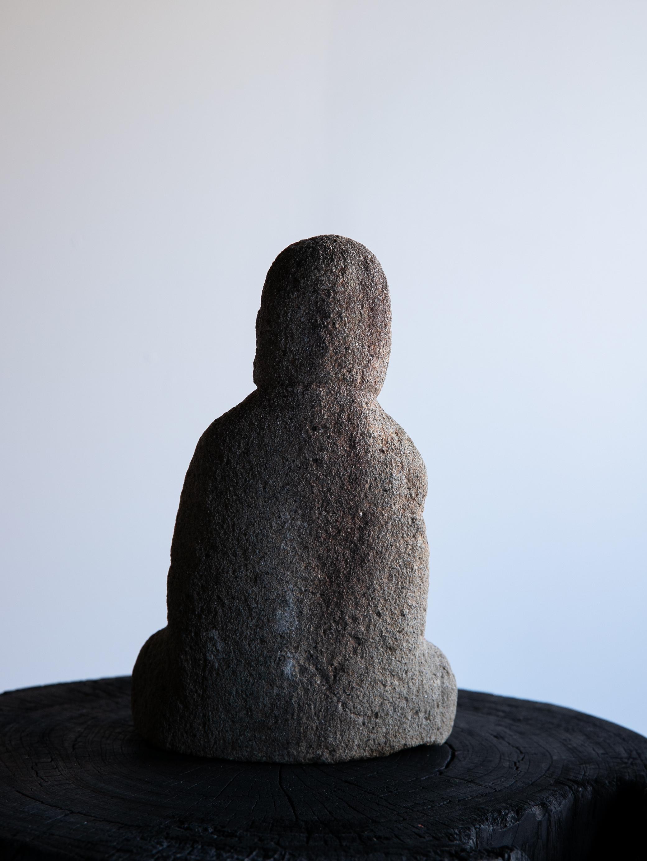 Japanese Antique small Stone Buddha/Jizo Bodhisattva/ Edo /1750-1868/ Wabi sabi For Sale 1