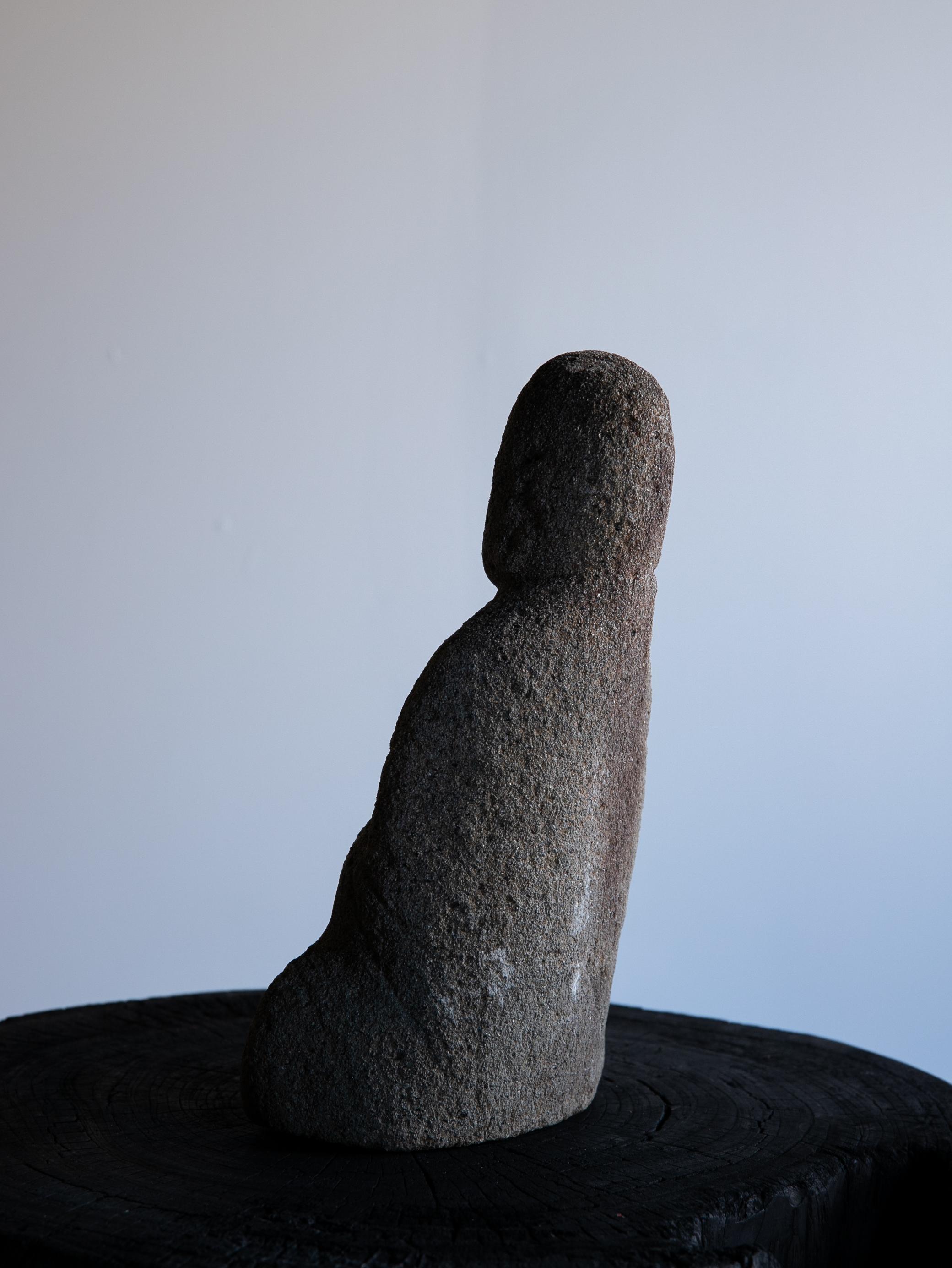 Japanese Antique small Stone Buddha/Jizo Bodhisattva/ Edo /1750-1868/ Wabi sabi For Sale 2