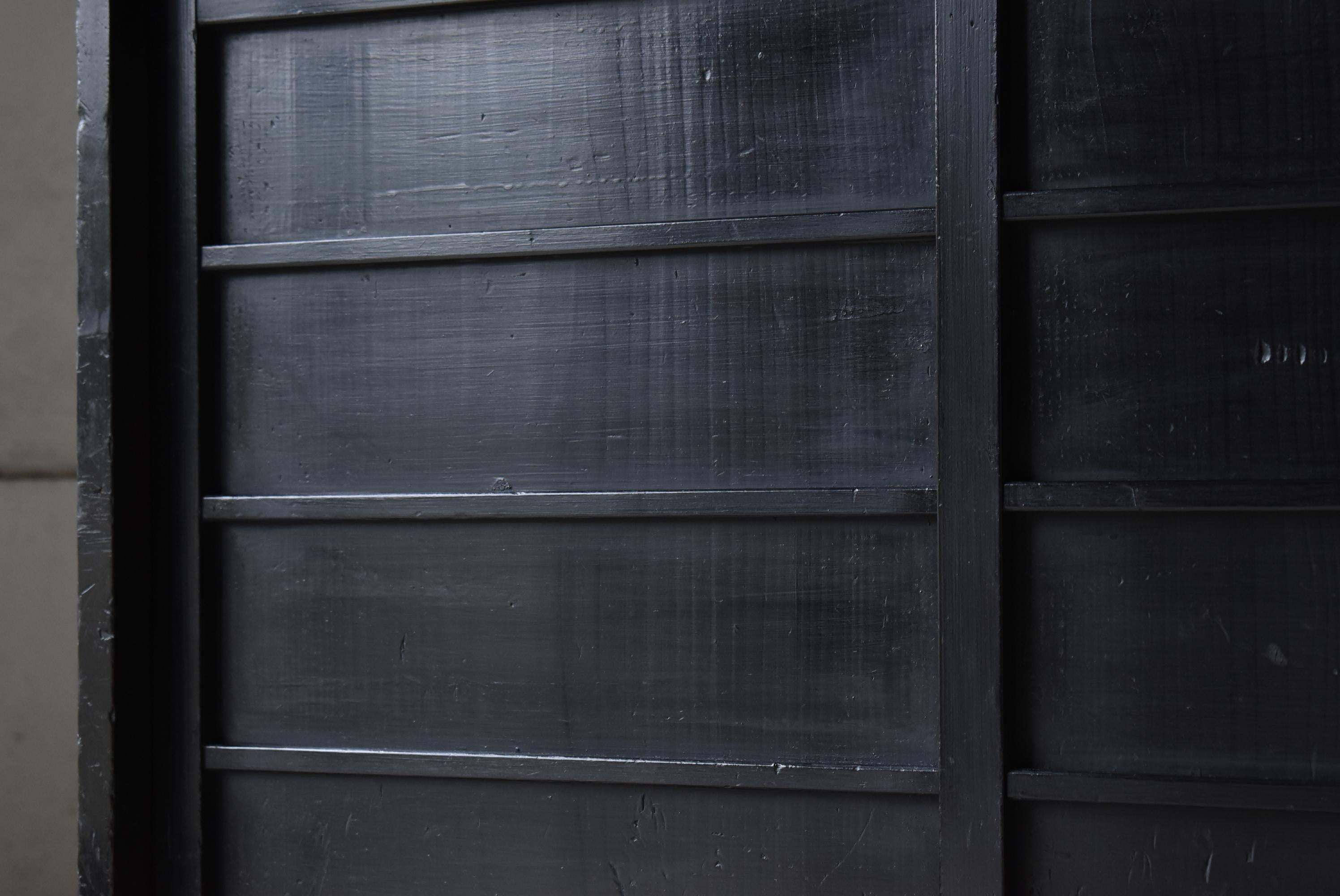 Japanischer antiker kleiner Tansu-Sideboard-Schrank Wabi Sabi, 1900er-1940er Jahre (20. Jahrhundert)
