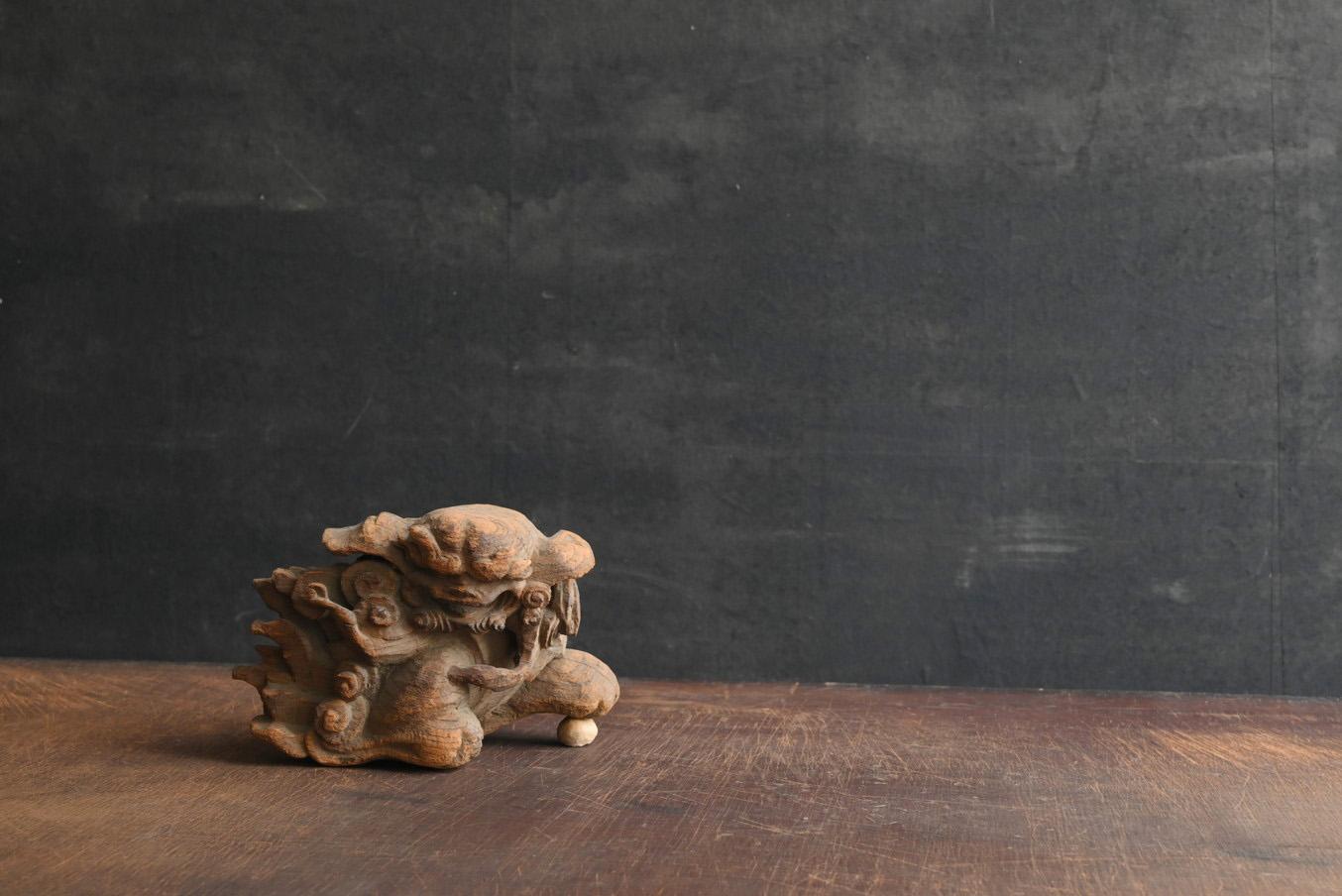Japanese antique small wooden lion carving / 1800s / Edo-Meiji period/ Wabi-sabi 13