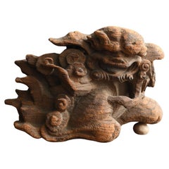 Japanese antique small wooden lion carving / 1800s / Edo-Meiji period/ Wabi-sabi