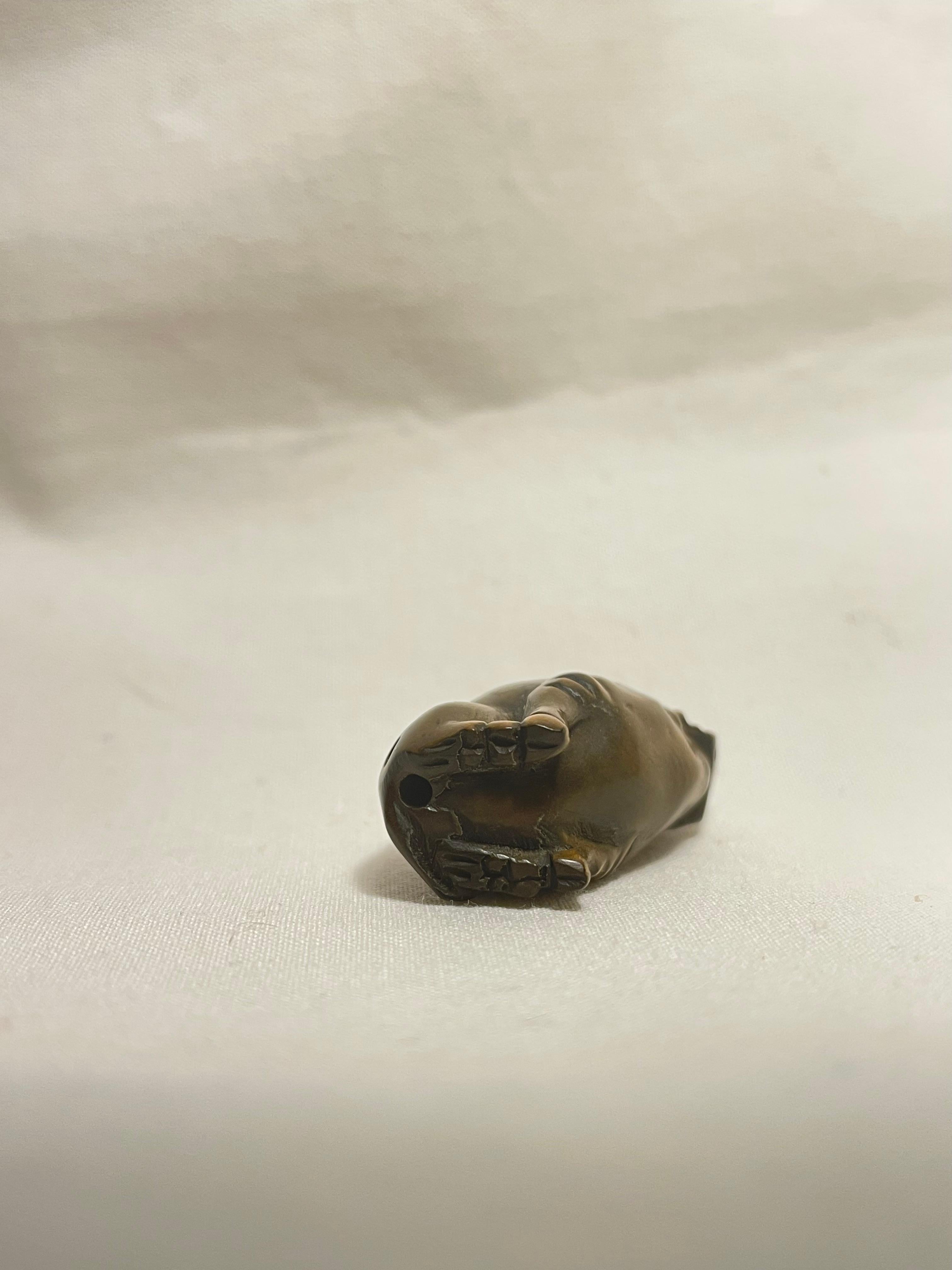 Japanese Antique Small Wooden Netsuke 'Sitting wild boar' 1960s For Sale 1