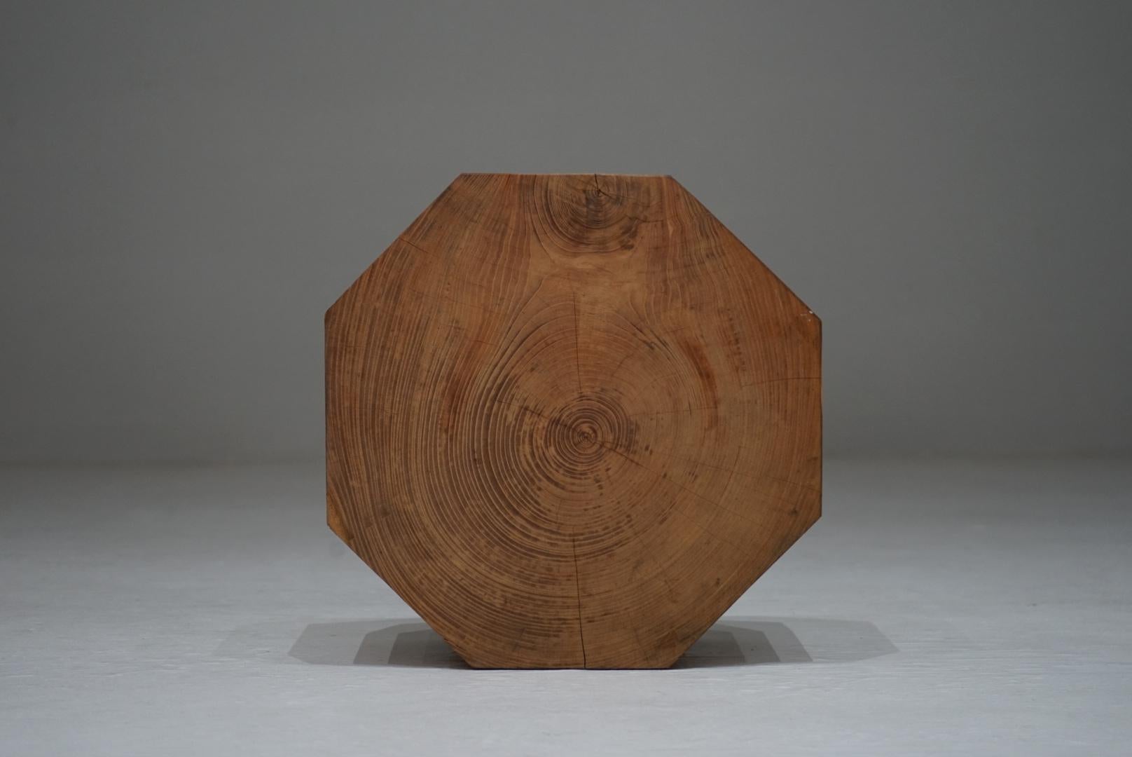 Japanese Antique Solid Zelkova Octagonal Display Stand, Japandi Wabi-Sabi in vendita 1