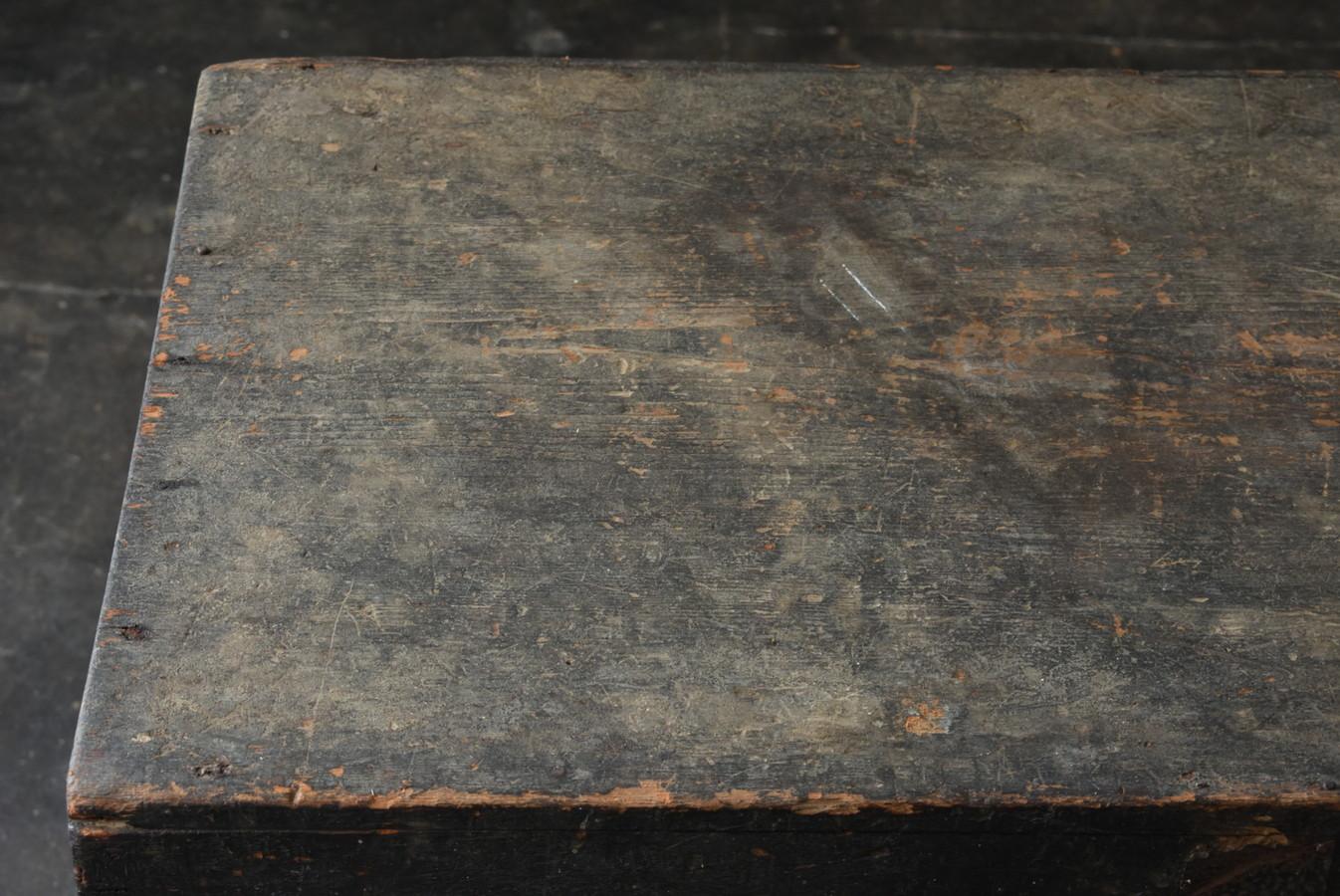 Japanese Antique Special Black Wooden Box / 1800-1900 / Exhibition Table 6