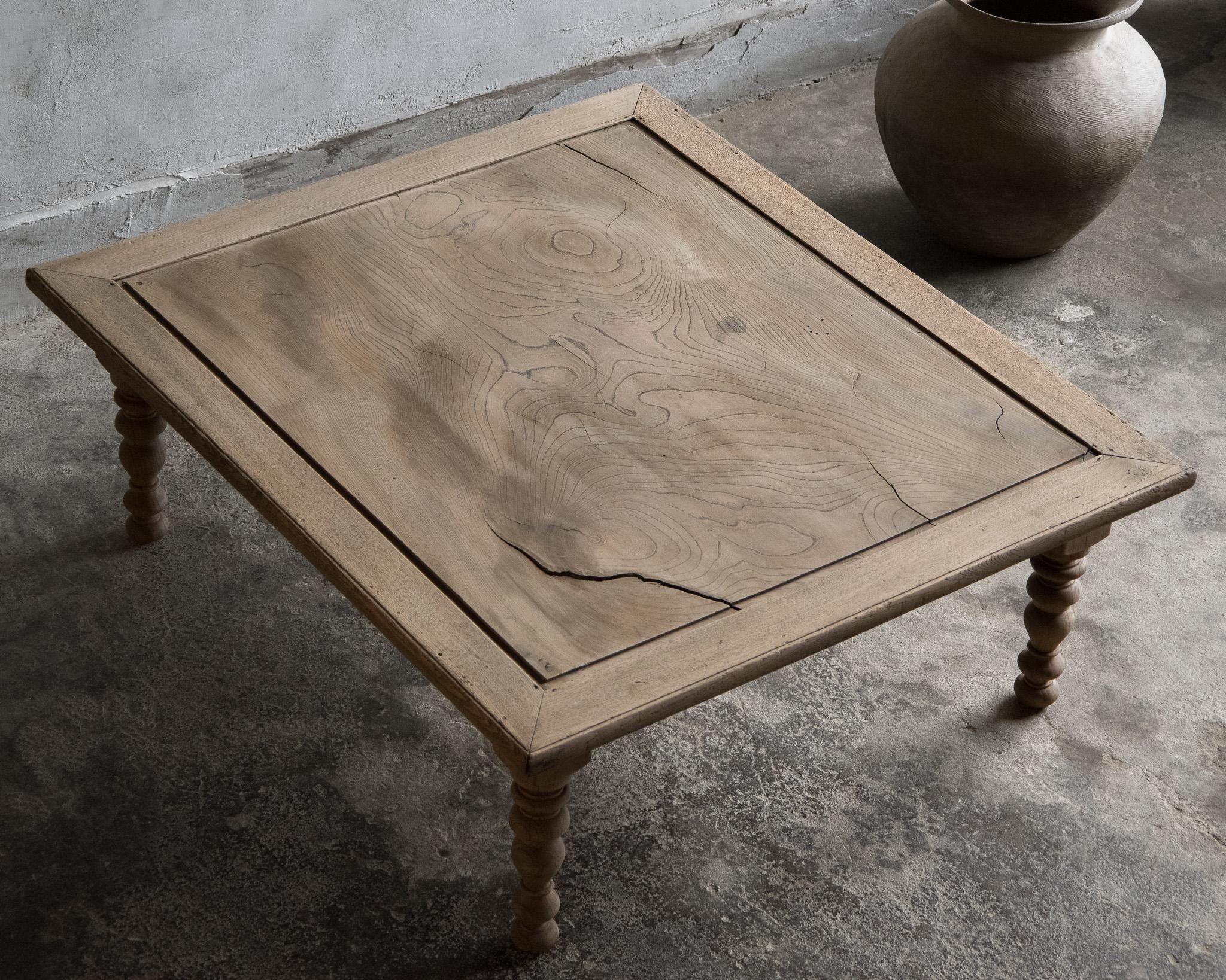 Mesa Baja Cuadrada Antigua Japonesa, Finales de la Era Meiji '1868-1912', Wabi Sabi en venta 5