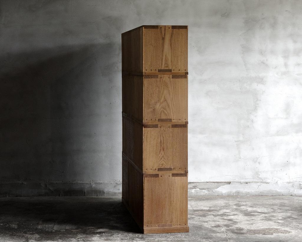 Japanese Antique Stackable Cabinet, Taisho Era'1912-1926', Wabi Sabi In Good Condition In Hitachiomiya-shi, 08