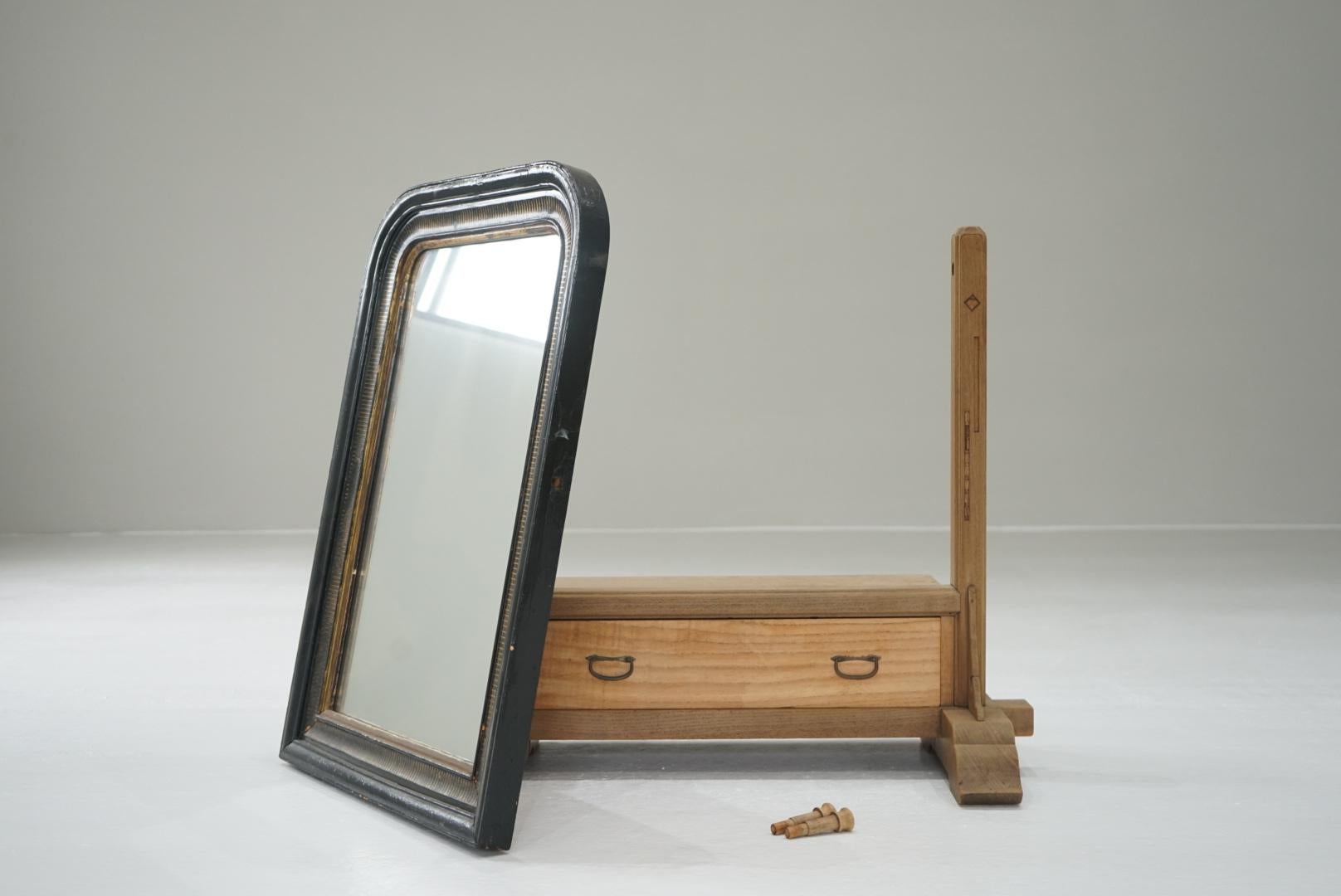 Japanese Antique Stand Mirror 1890s Marquetry Wabi-Sabi For Sale 10