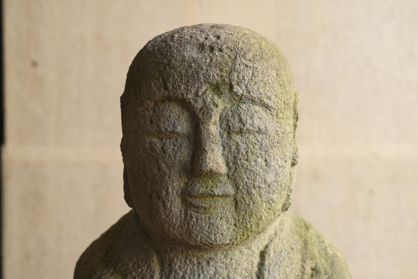 Japanese antique stone Buddha/1750-1850/Edo/Jizo Bodhisattva Seated Statue In Good Condition In Sammu-shi, Chiba