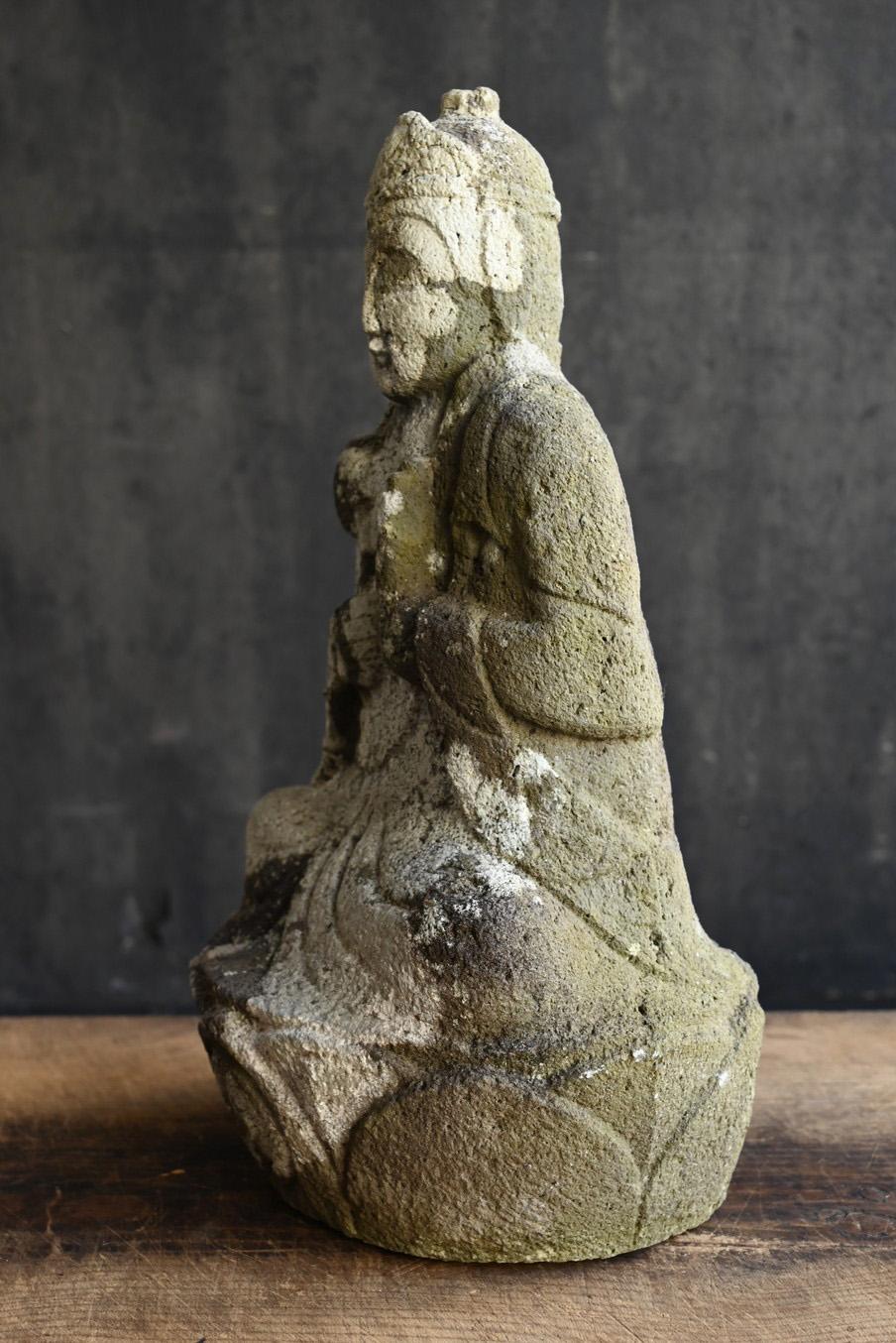 Japanese antique stone Buddha/1750-1850/Edo period/Seated Kannon Bodhisattva 4