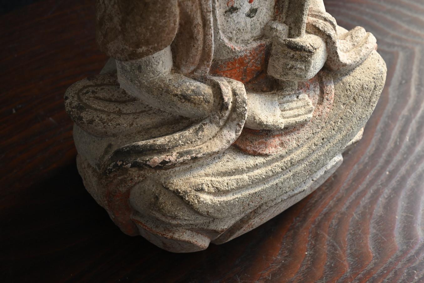Buda de piedra antiguo japonés / 1800-1912 / [Bodhisattva Kannon de 11 caras]. 1