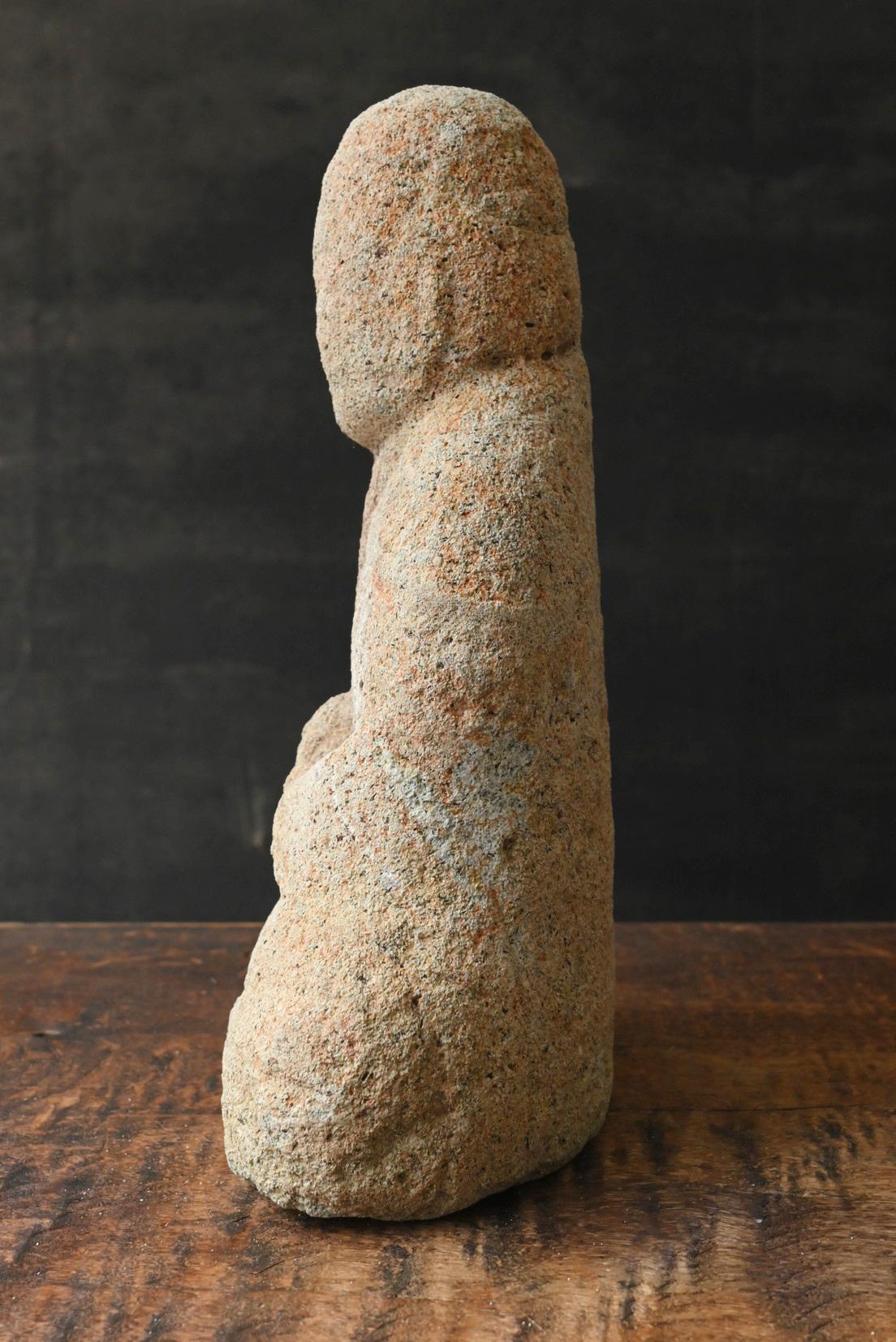 Bouddha japonais ancien en pierre de la préfecture de Niigata / Bodhisattva Jizo assis en vente 2