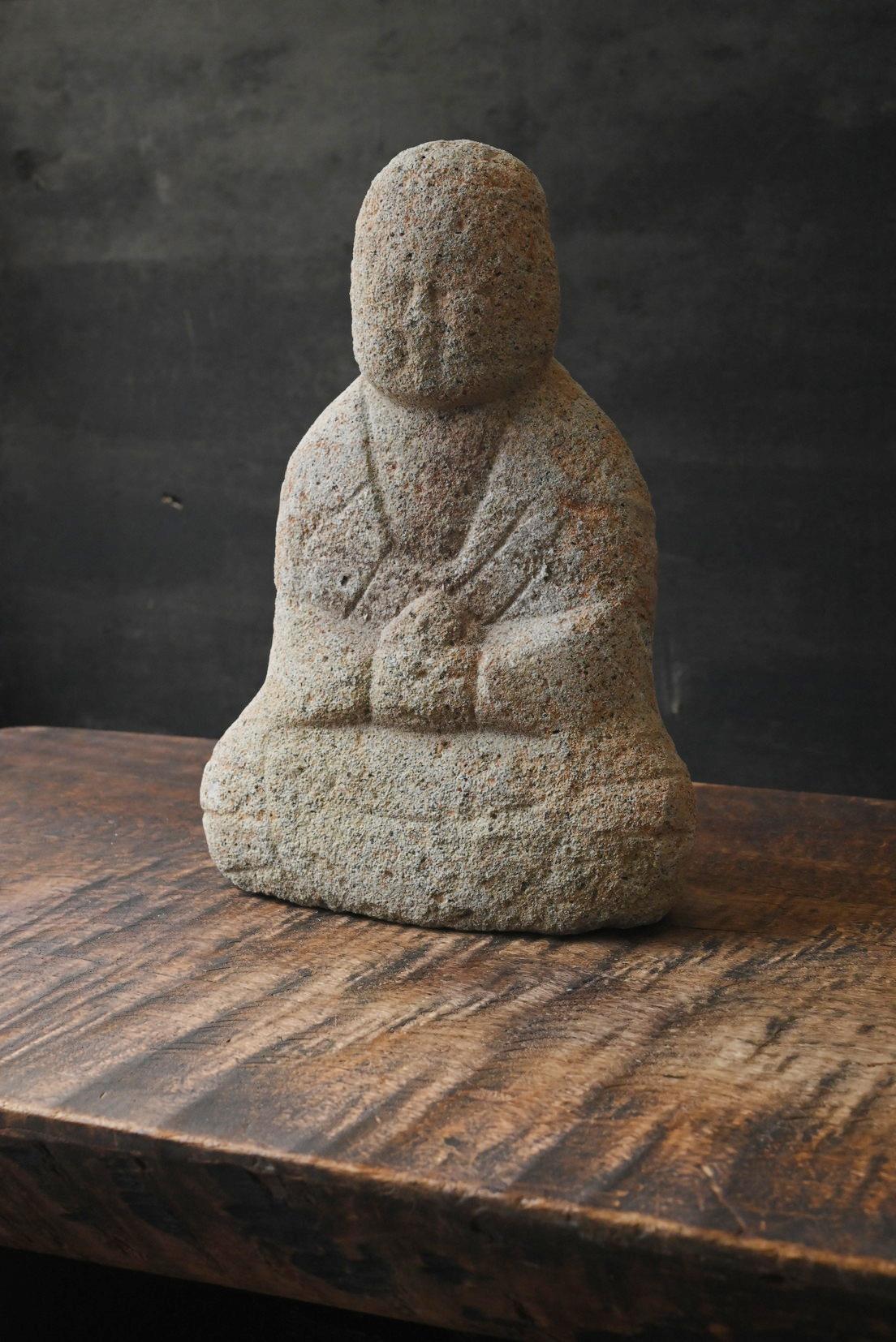 Bouddha japonais ancien en pierre de la préfecture de Niigata / Bodhisattva Jizo assis en vente 7