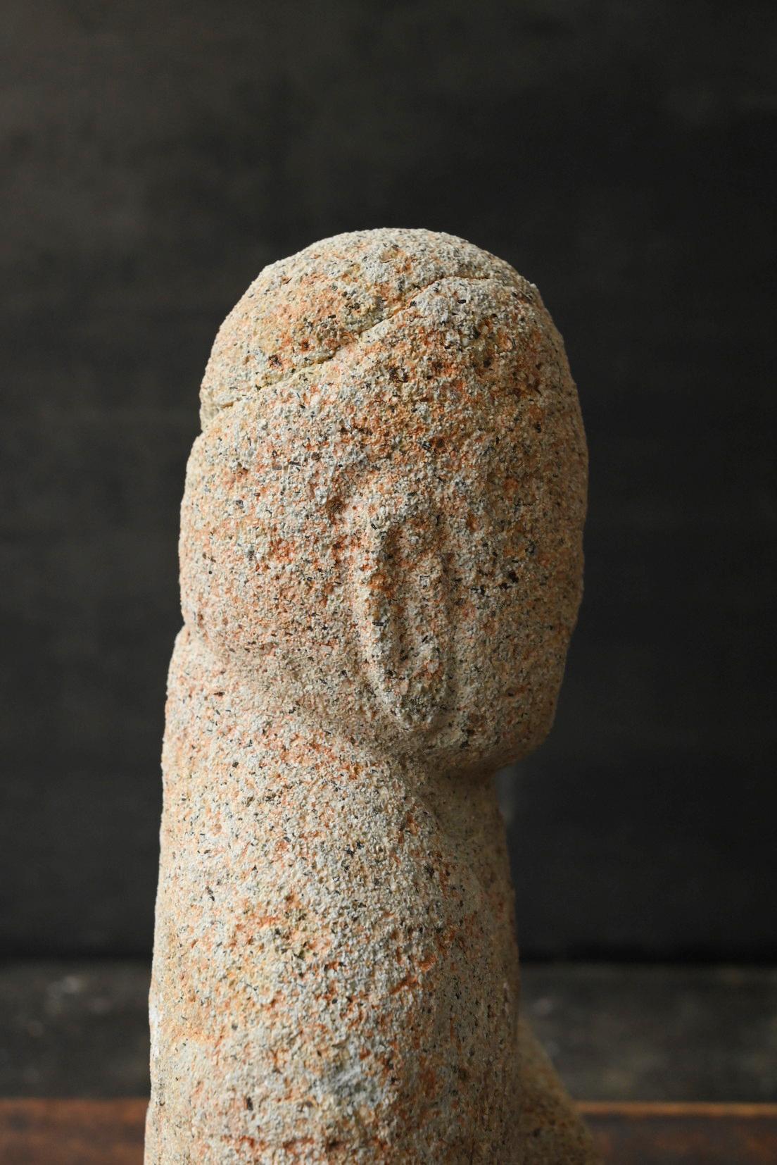 Grès Bouddha japonais ancien en pierre de la préfecture de Niigata / Bodhisattva Jizo assis en vente